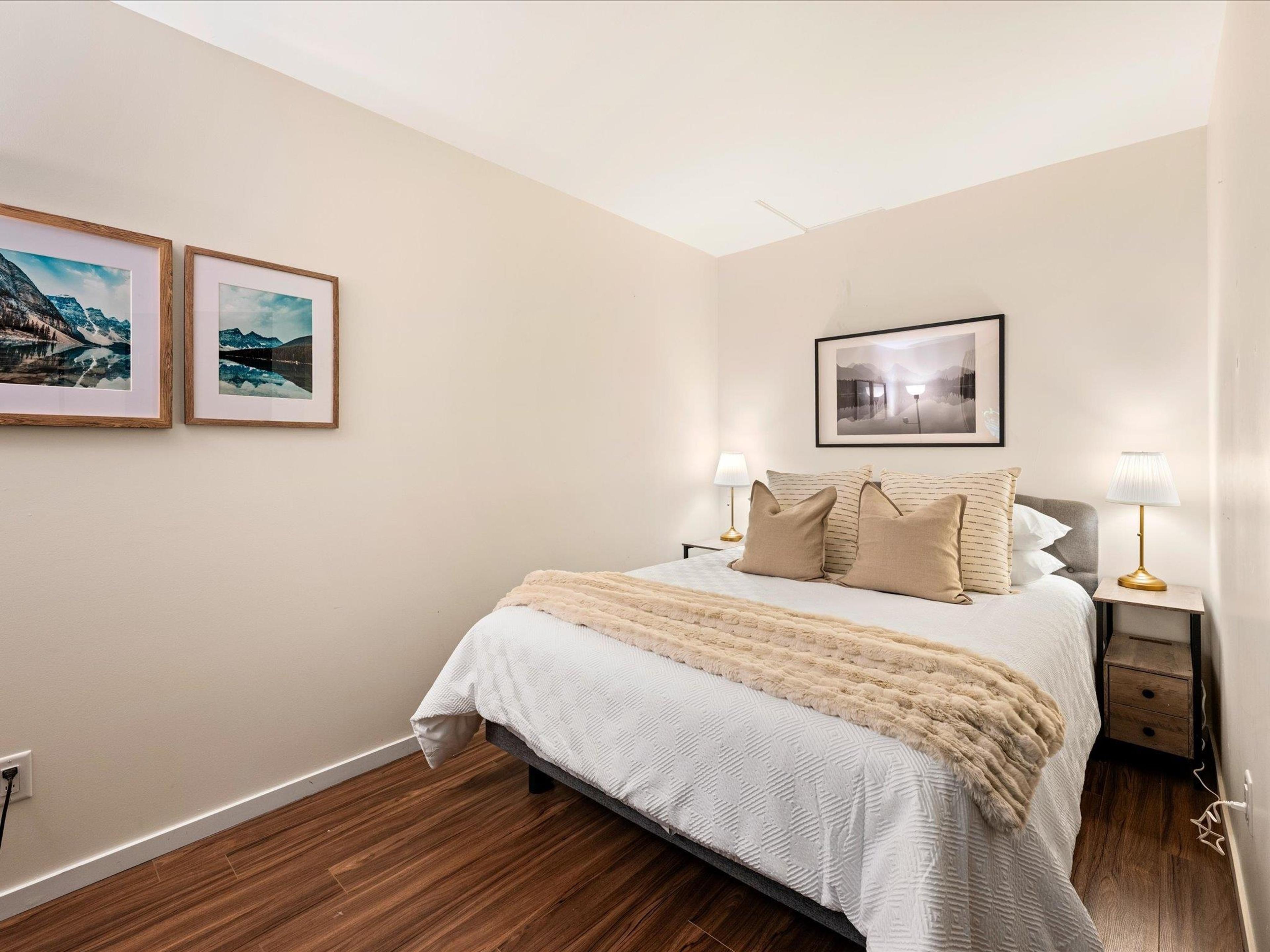 #20C 3102 PANORAMA RIDGE - 15