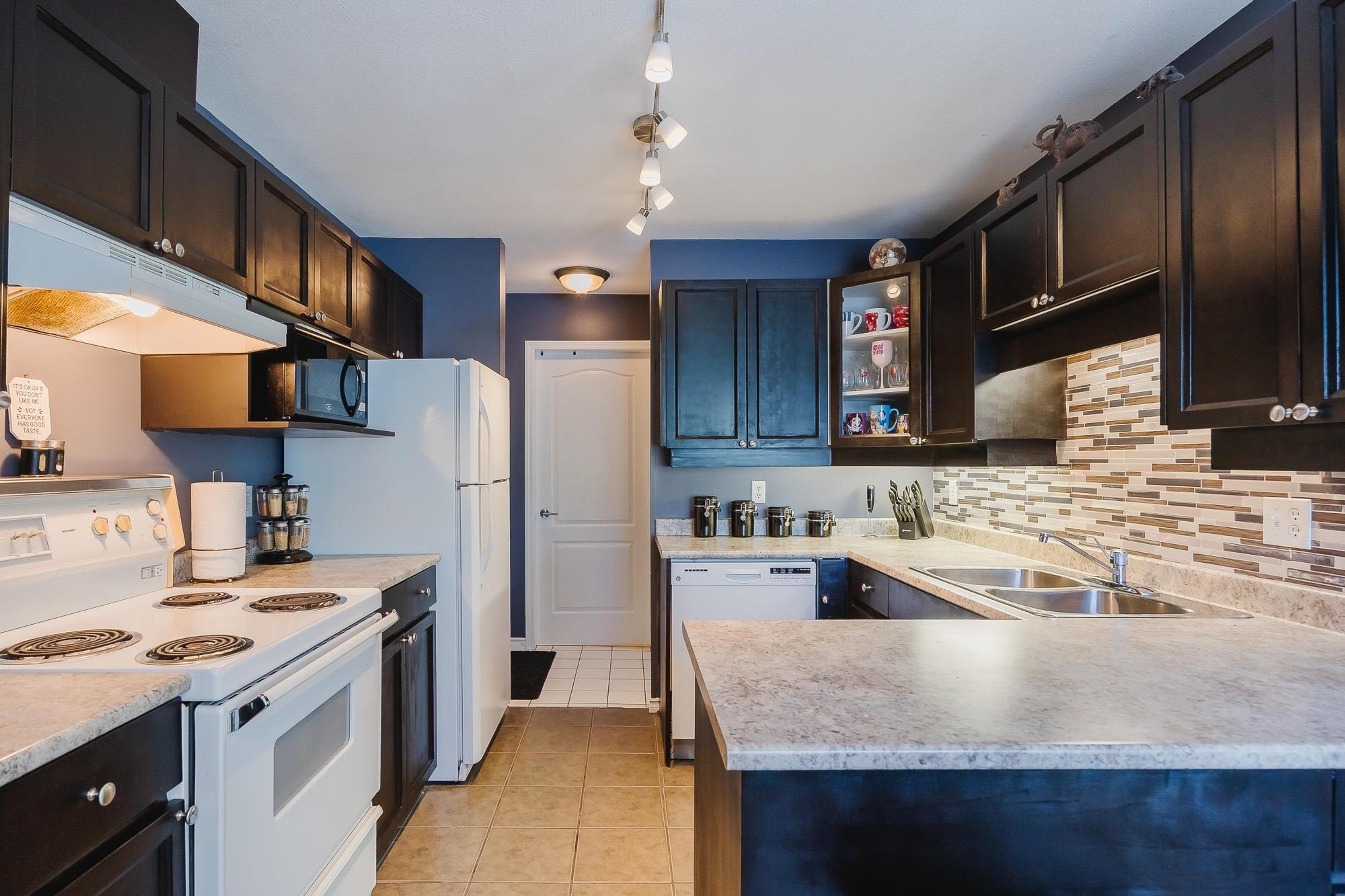 #201 22722 LOUGHEED HIGHWAY - 13