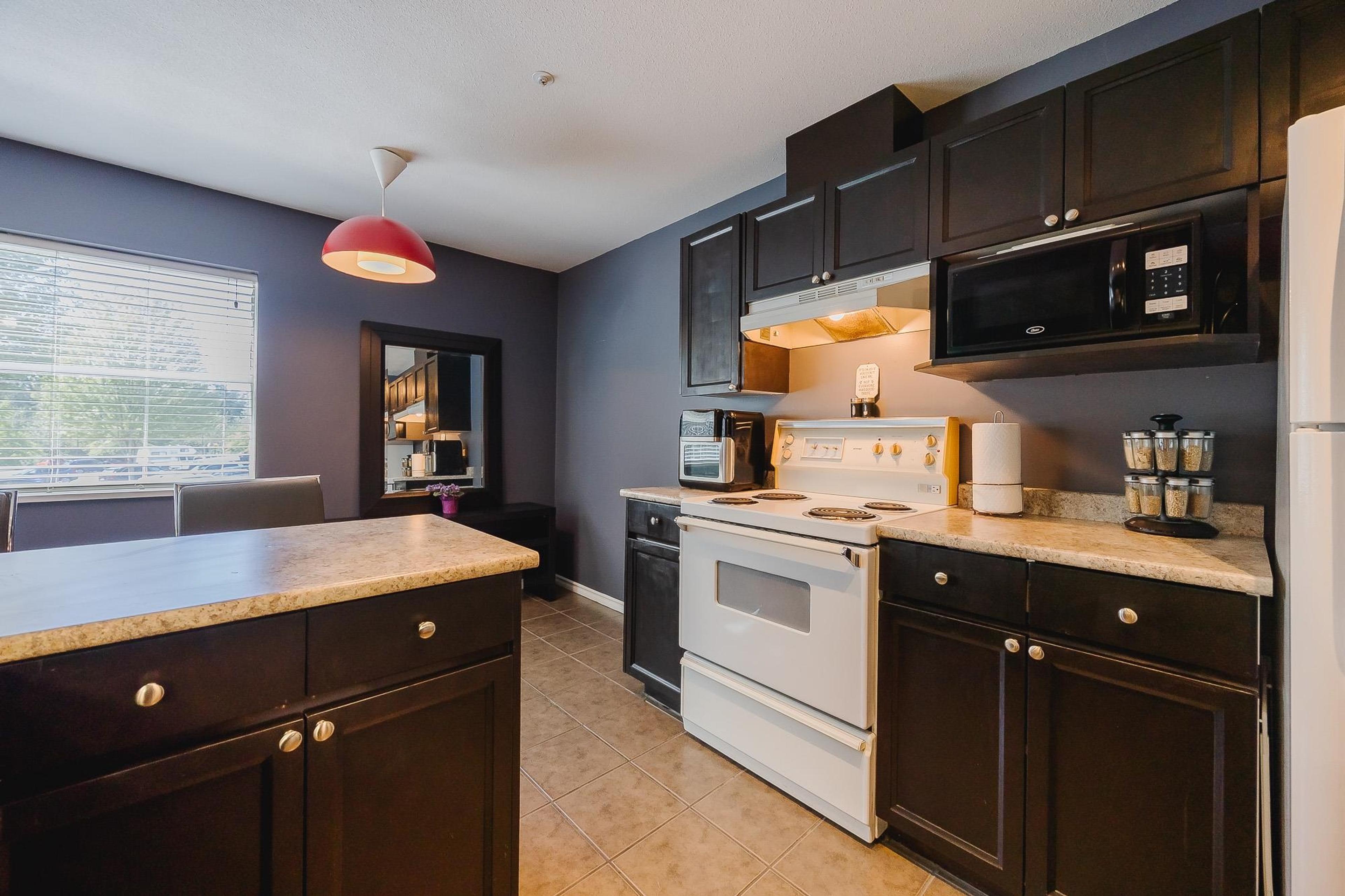 #201 22722 LOUGHEED HIGHWAY - 11