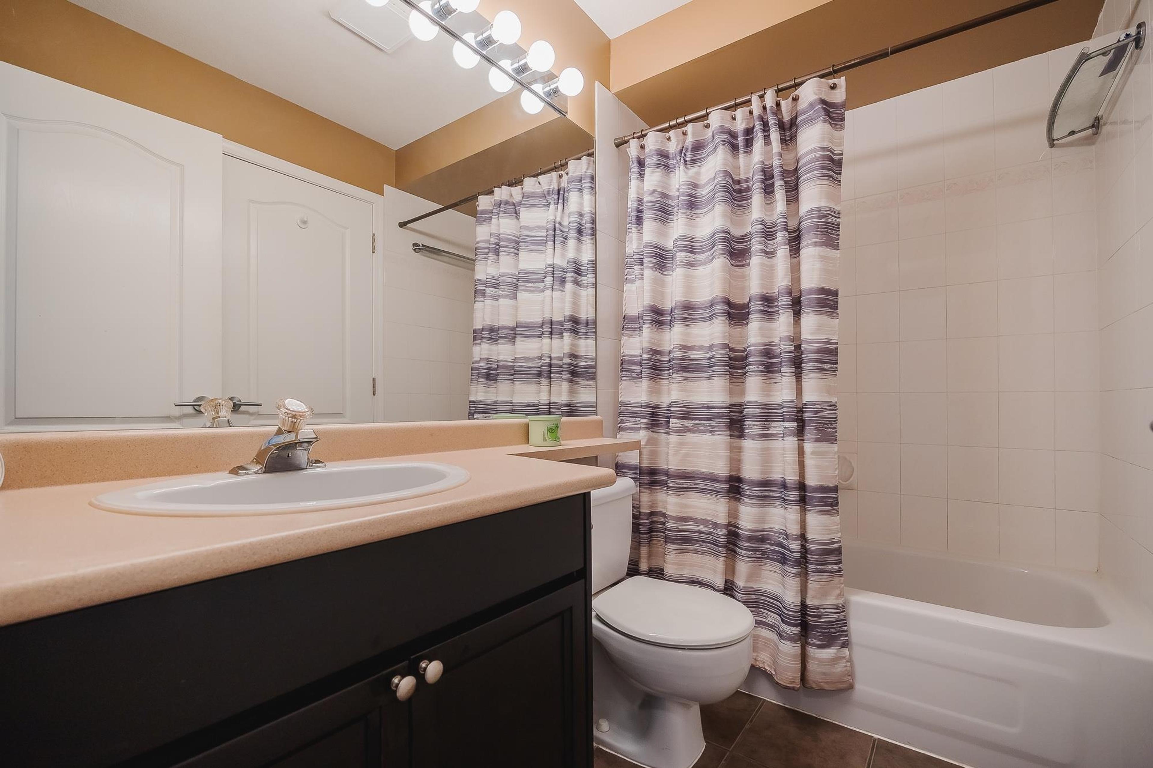 #201 22722 LOUGHEED HIGHWAY - 21