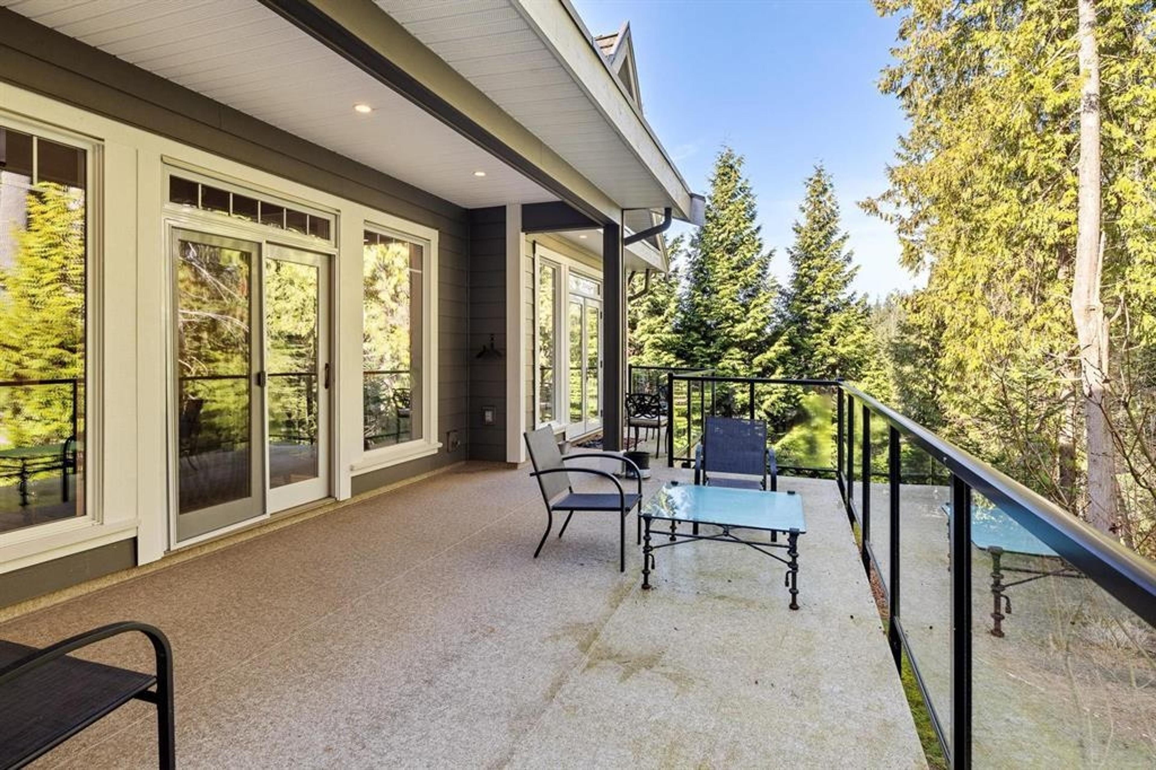 128 DEERVIEW LANE - 33