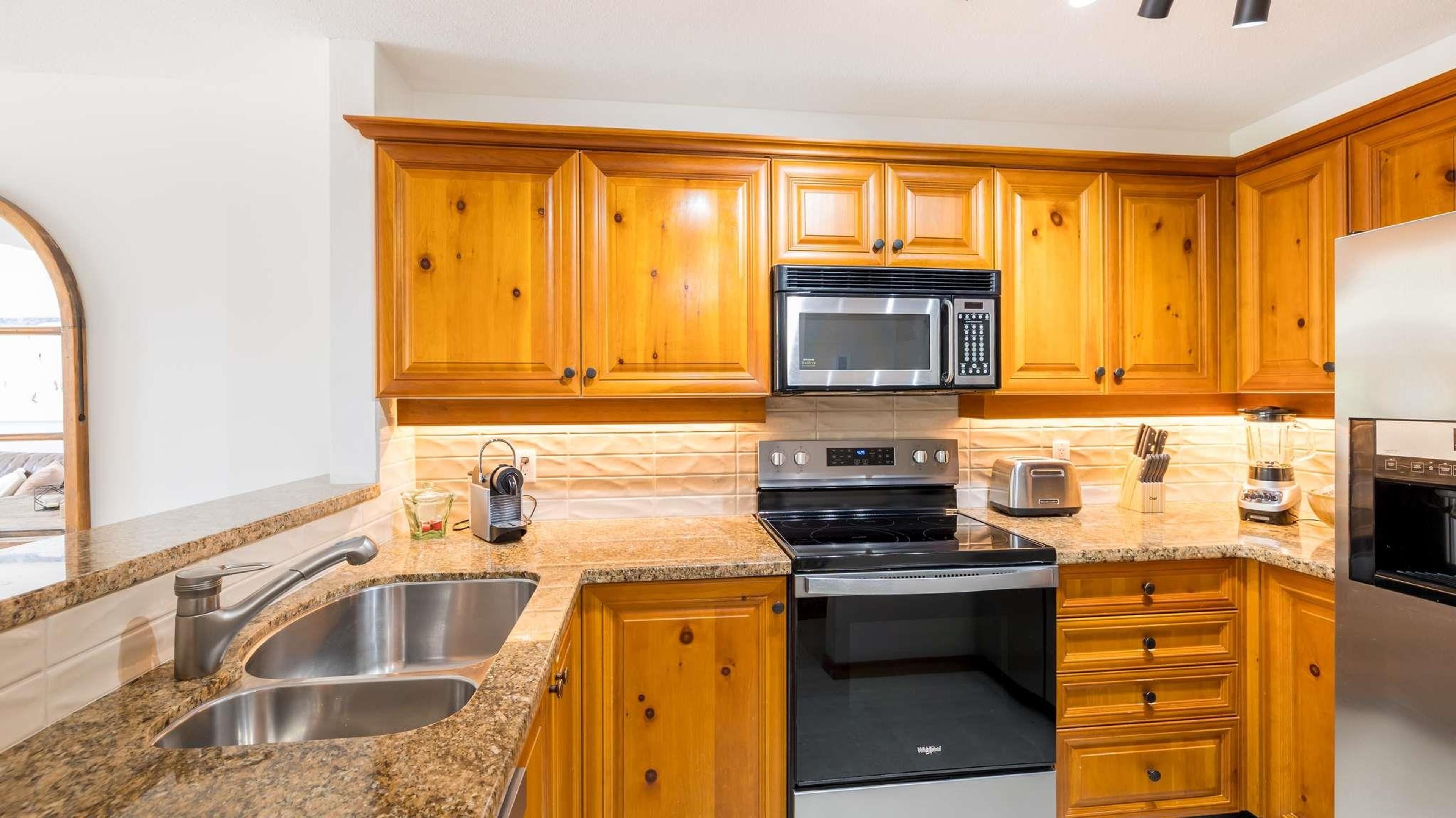 #3 4890 PAINTED CLIFF ROAD - 9