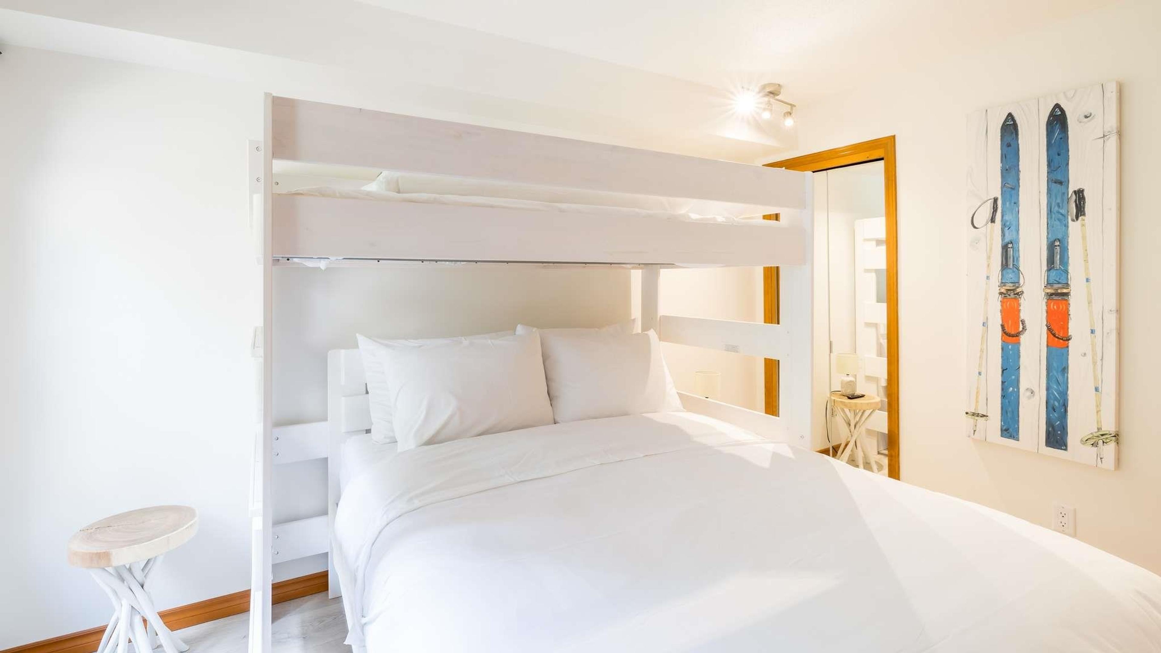 #3 4890 PAINTED CLIFF ROAD - 18