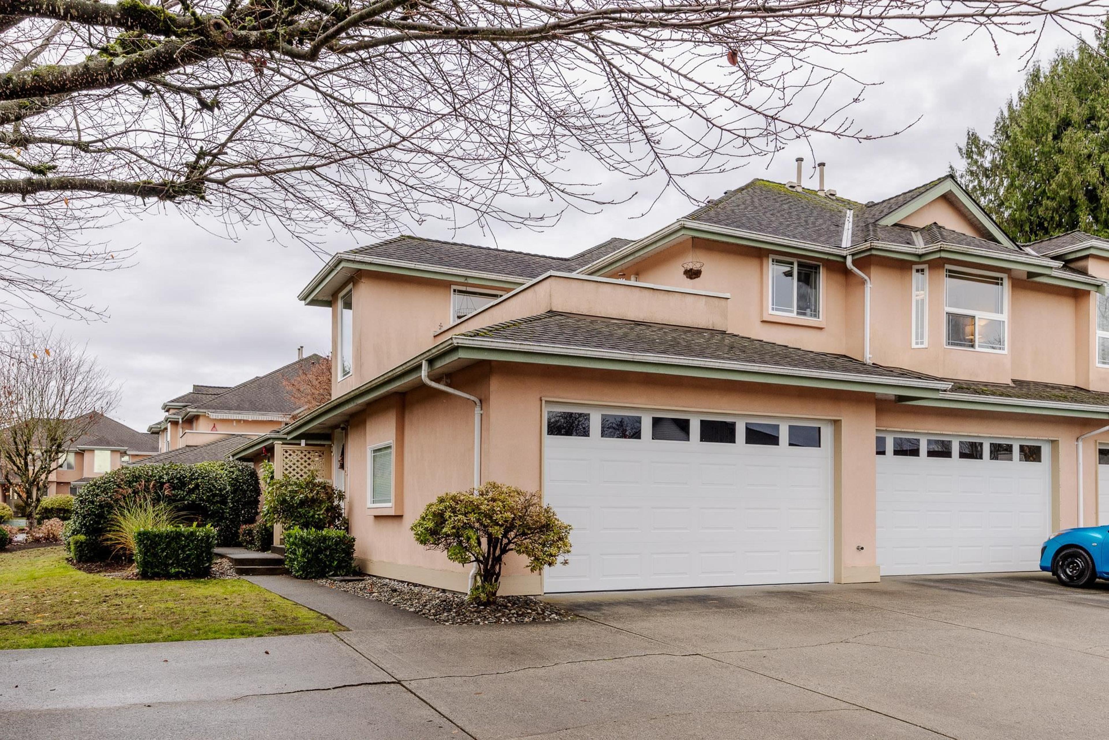 19044 118b Avenue, Pitt Meadows - Exteriors - Photo 1