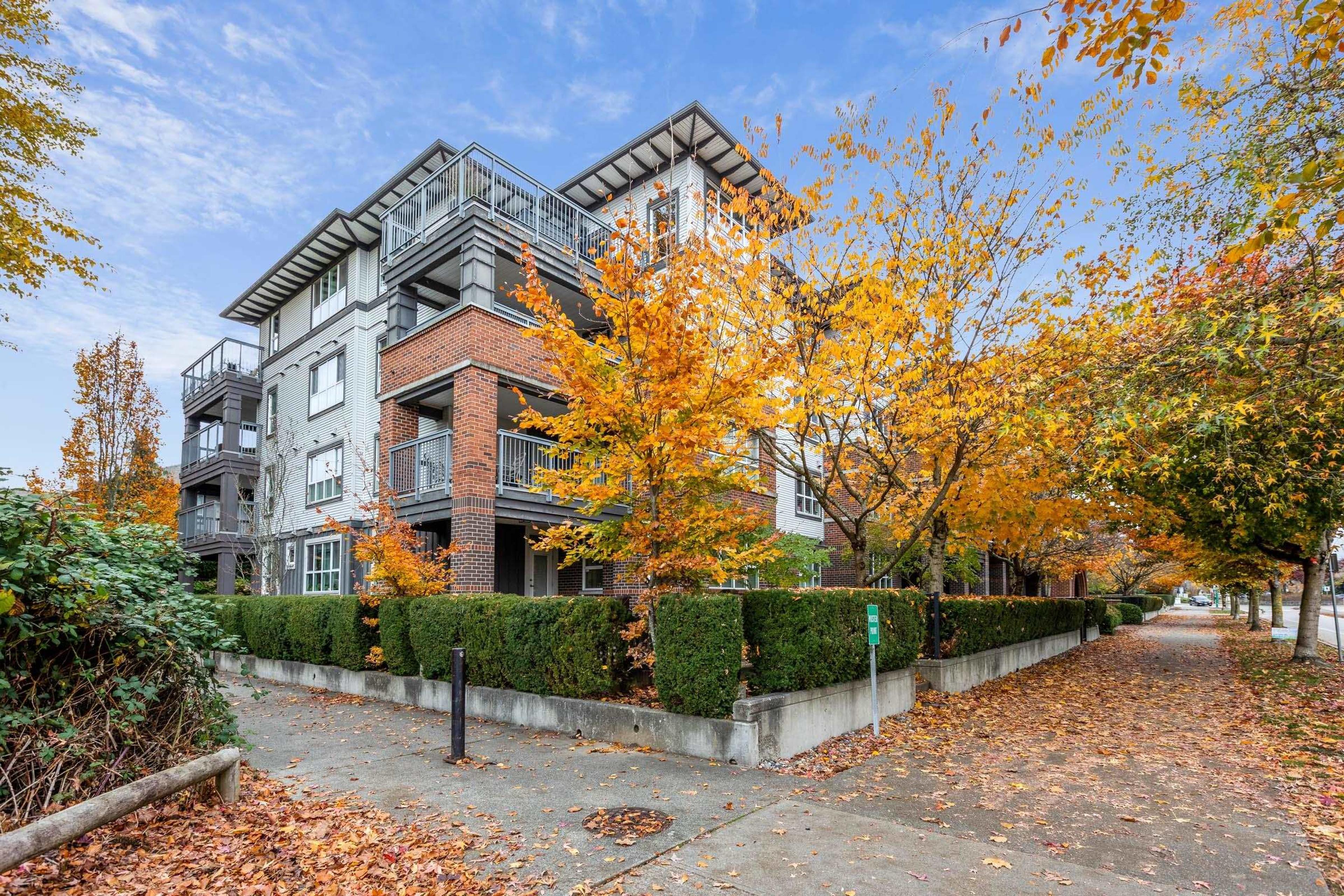 #401 18755 68 AVENUE - Image 2