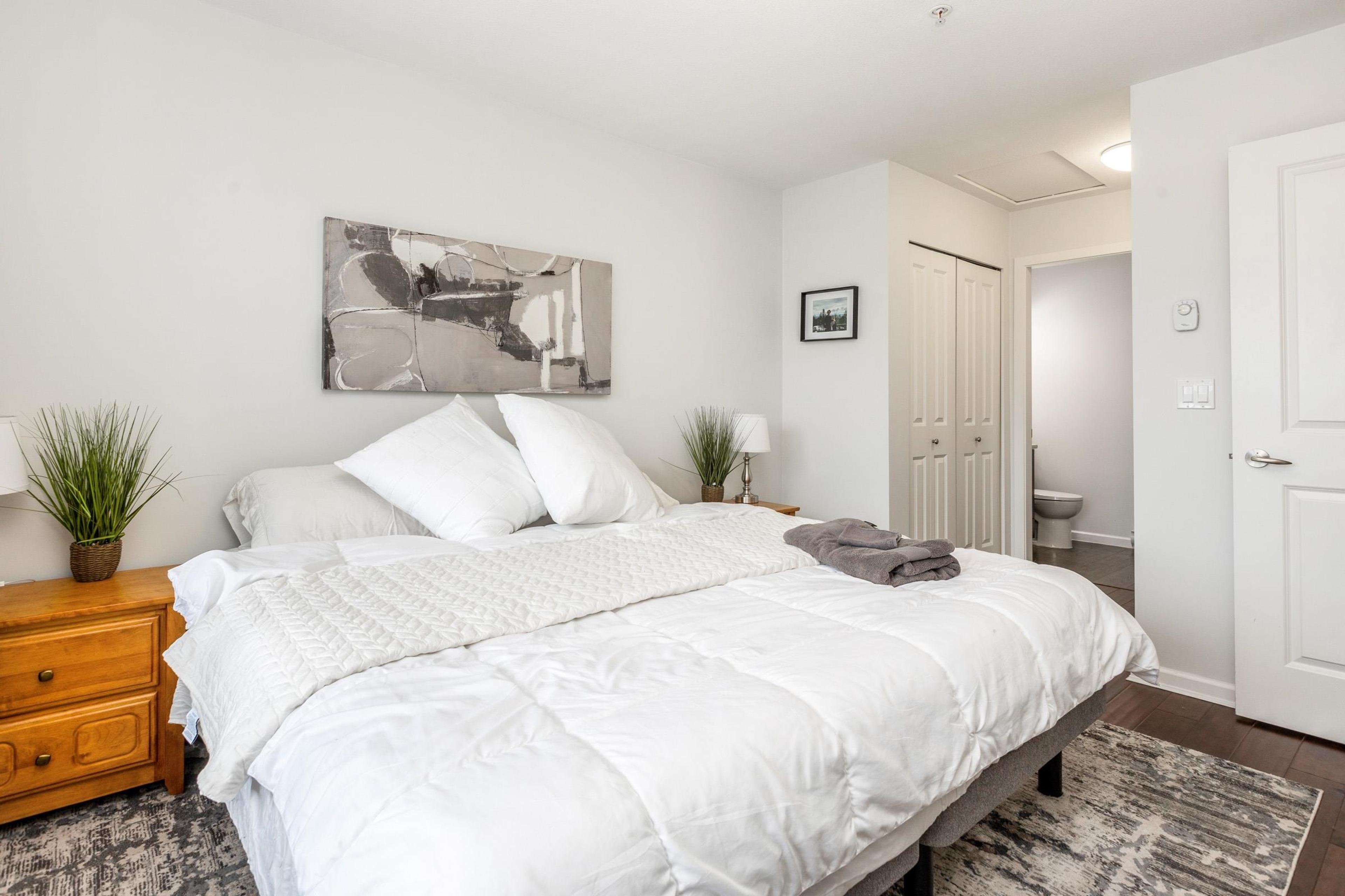 #401 18755 68 AVENUE - 13