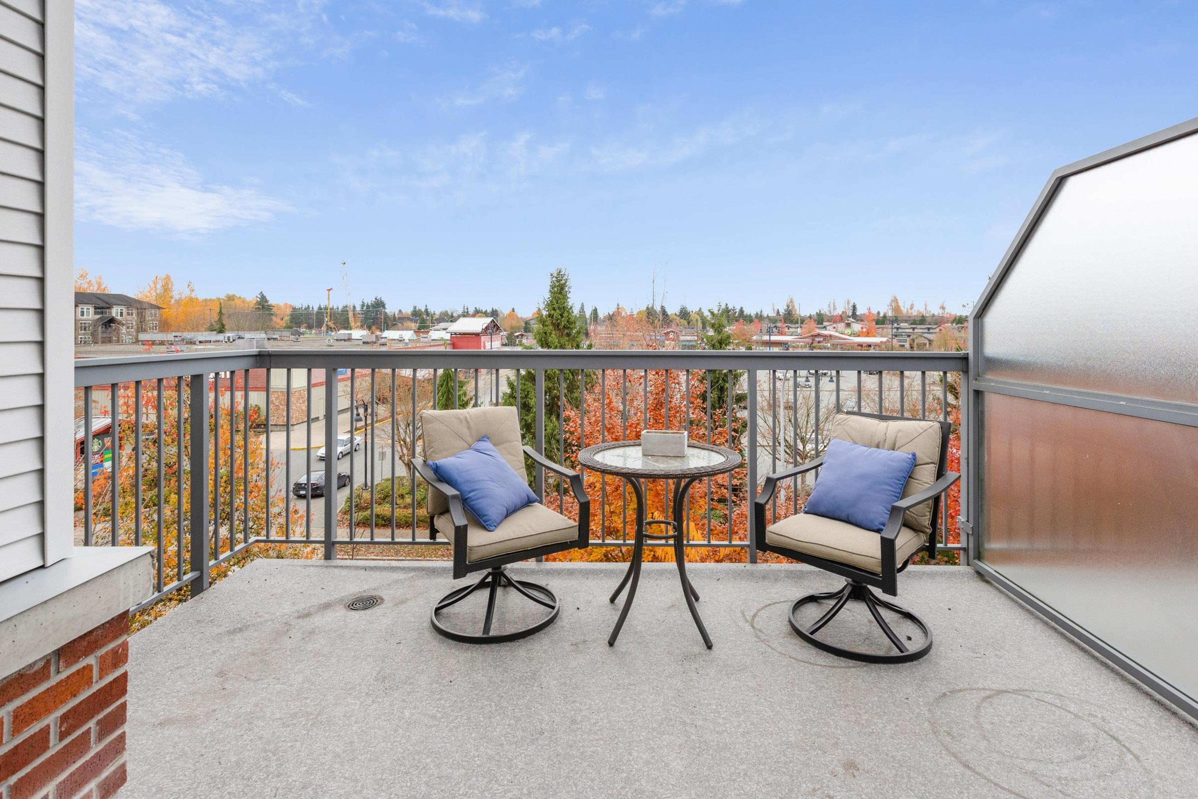 #401 18755 68 AVENUE - 20