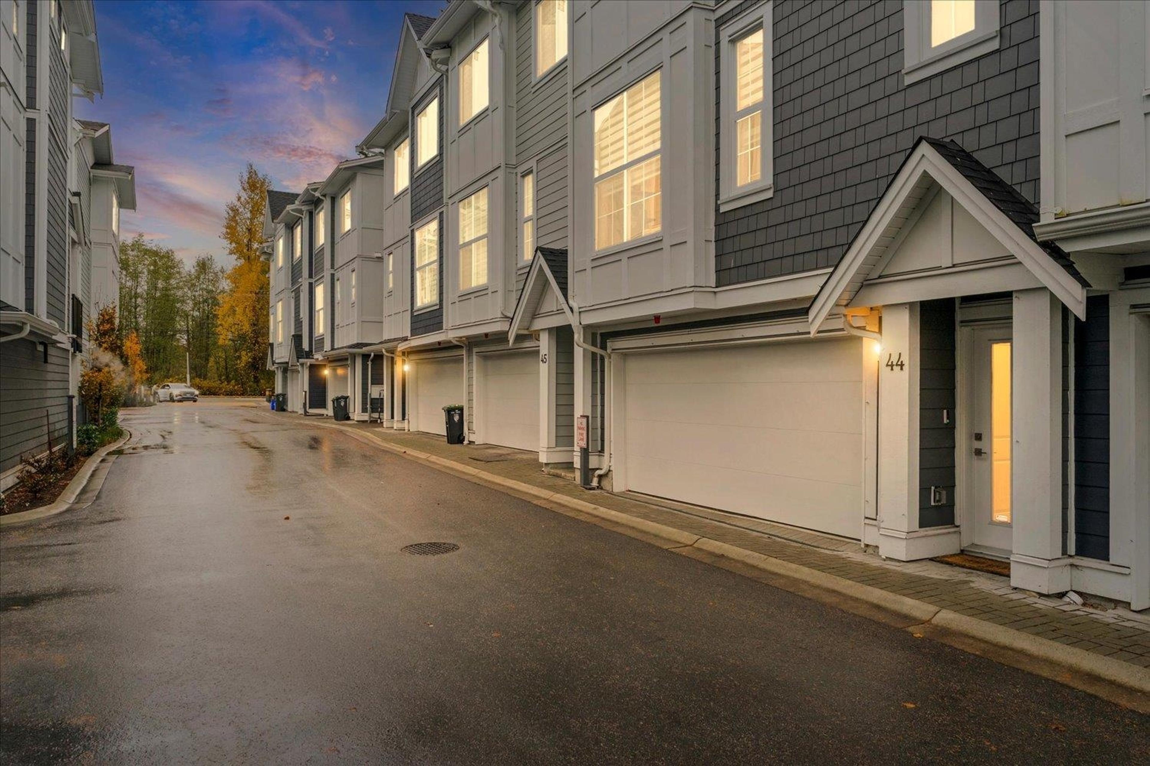 20321 80 Avenue, Langley - Exteriors - Full Complex View - Photo 1