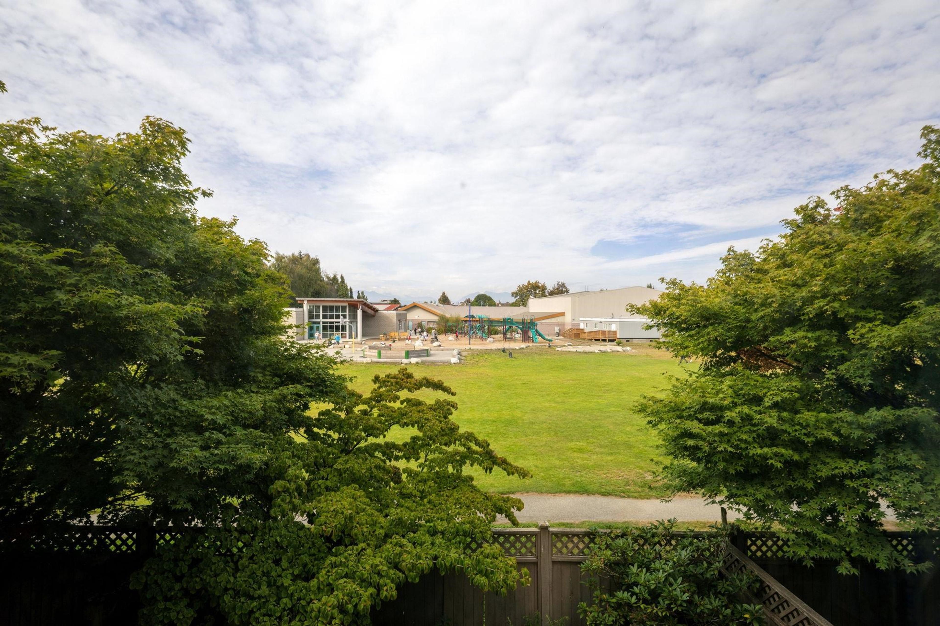 #16 9451 GRANVILLE AVENUE - 22