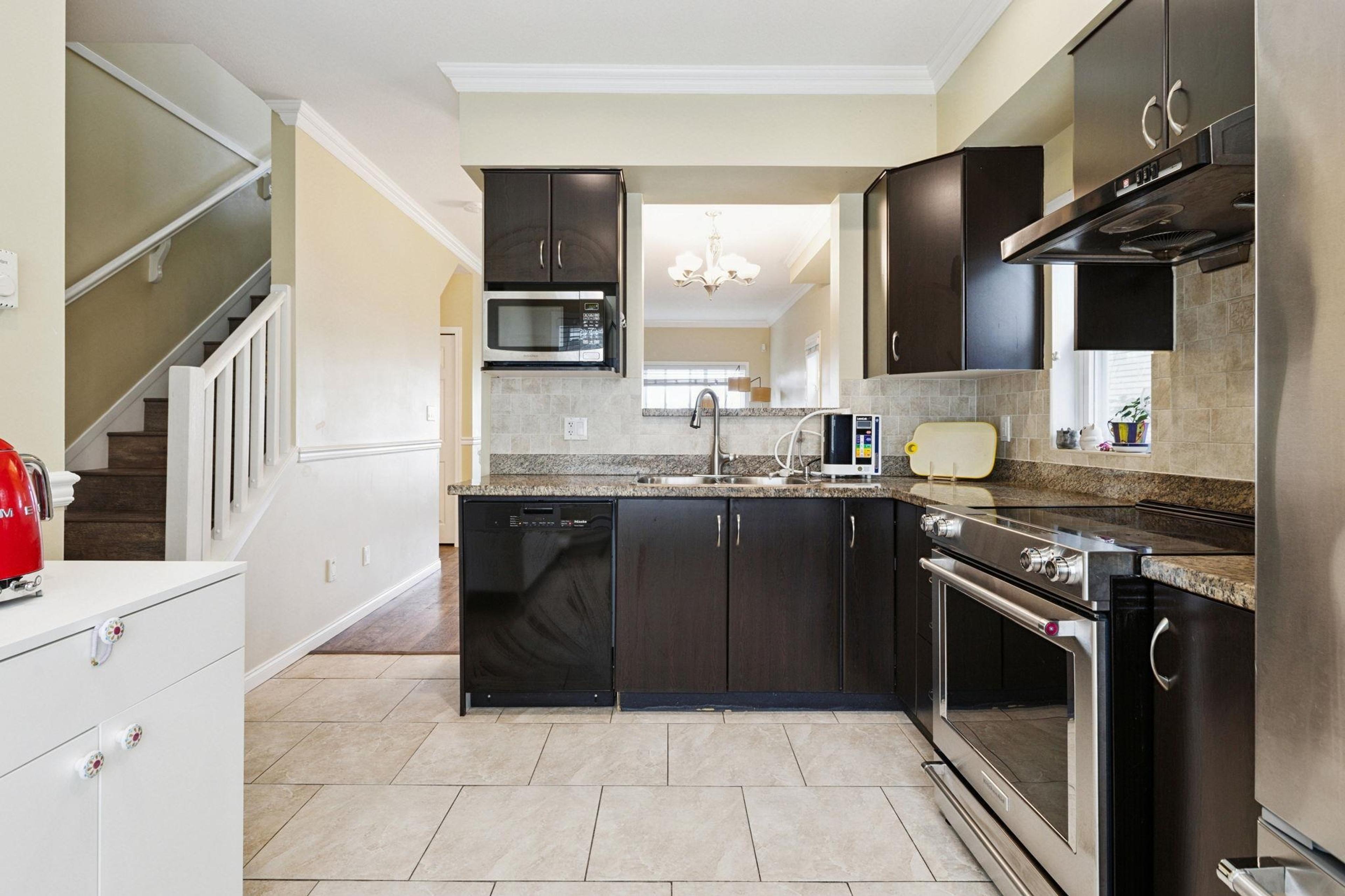 #16 9451 GRANVILLE AVENUE - 12