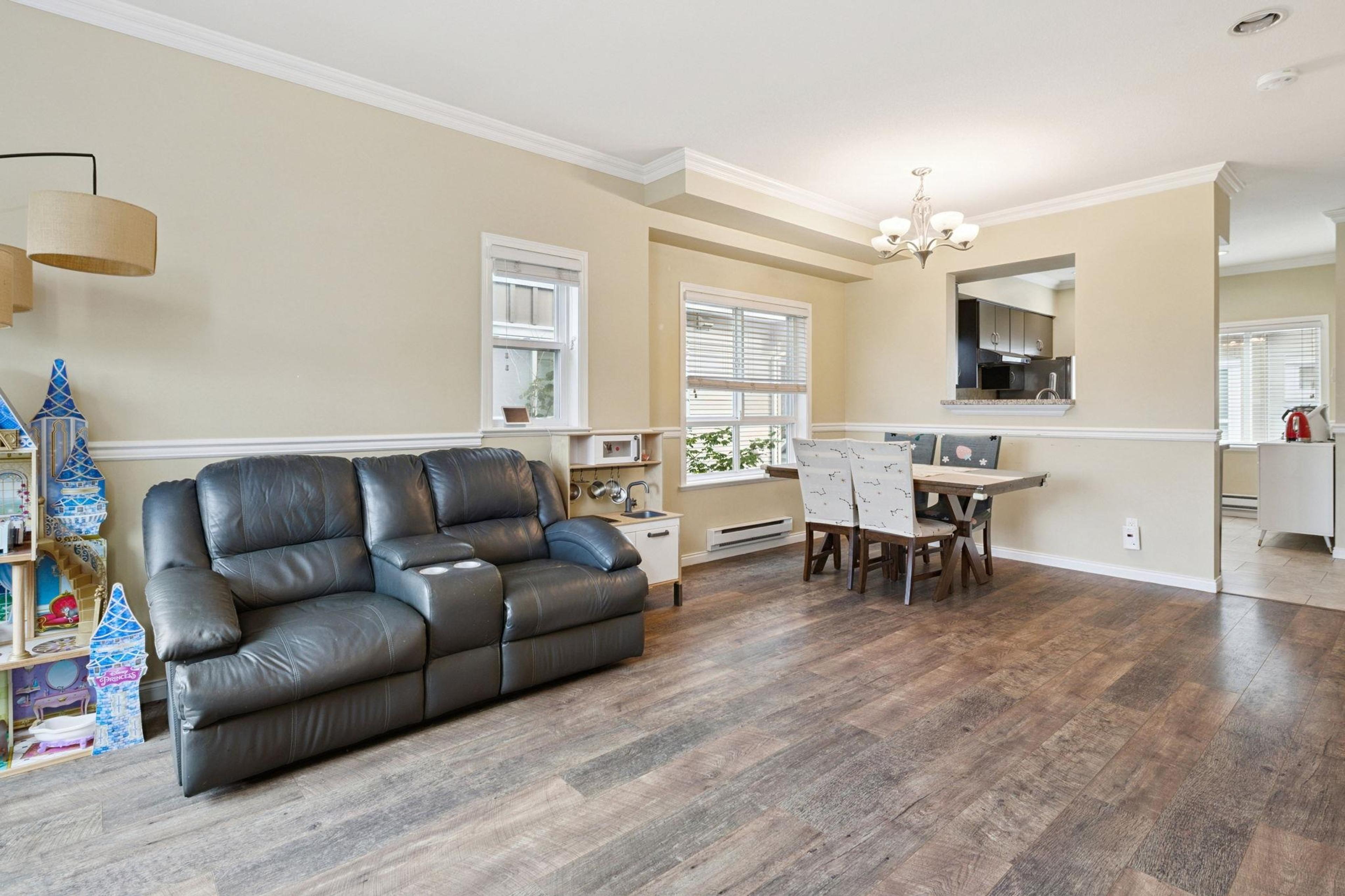 #16 9451 GRANVILLE AVENUE - 10