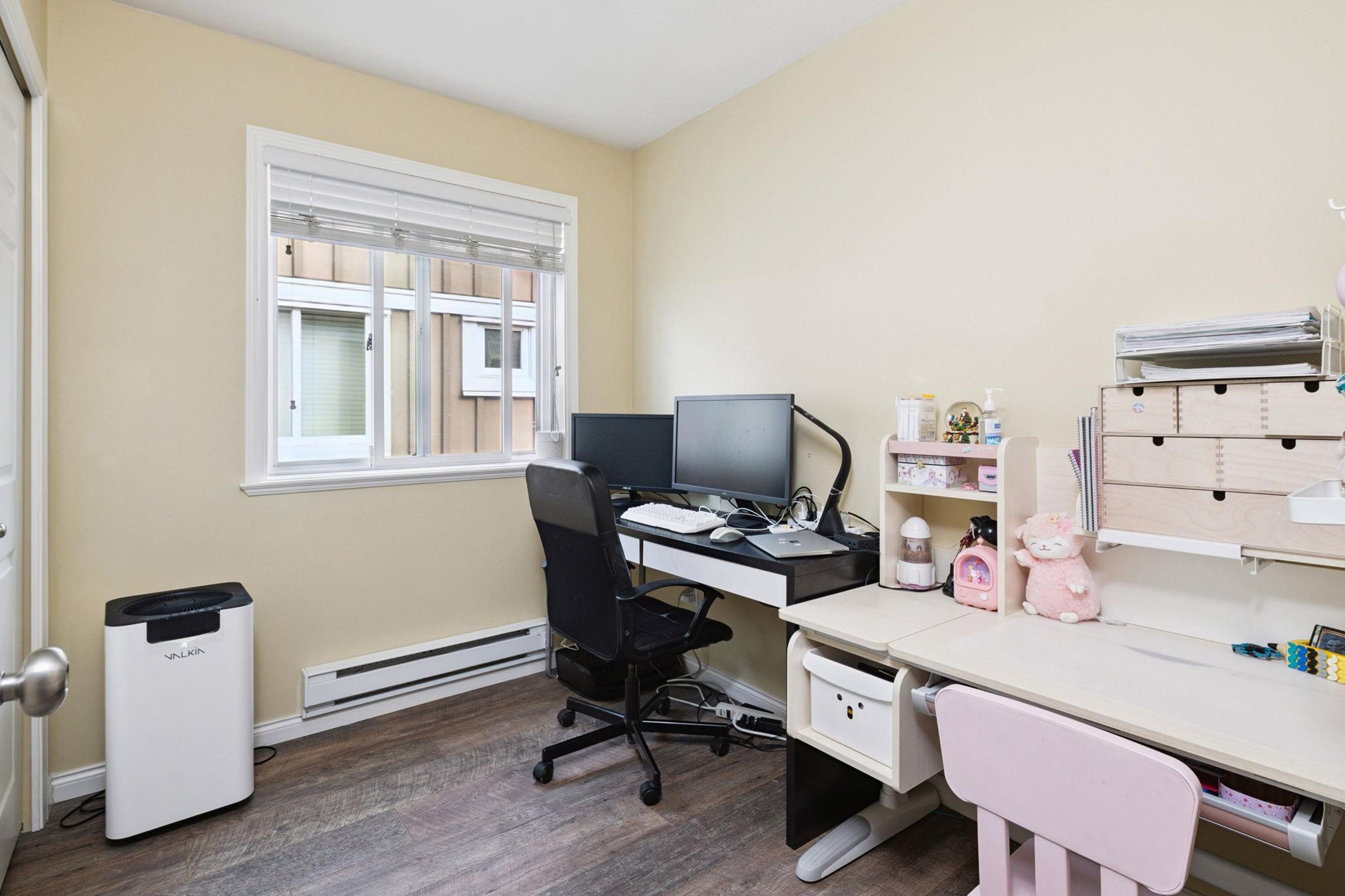 #16 9451 GRANVILLE AVENUE - 19