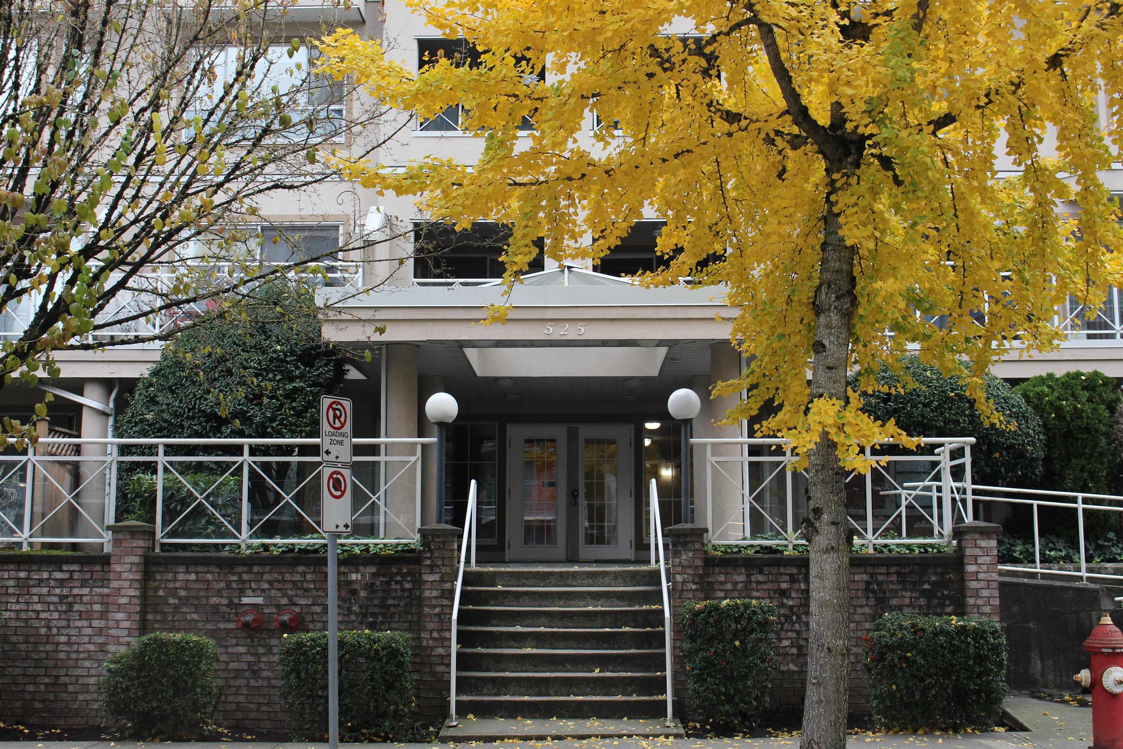 #101 525 AGNES STREET - Main Image