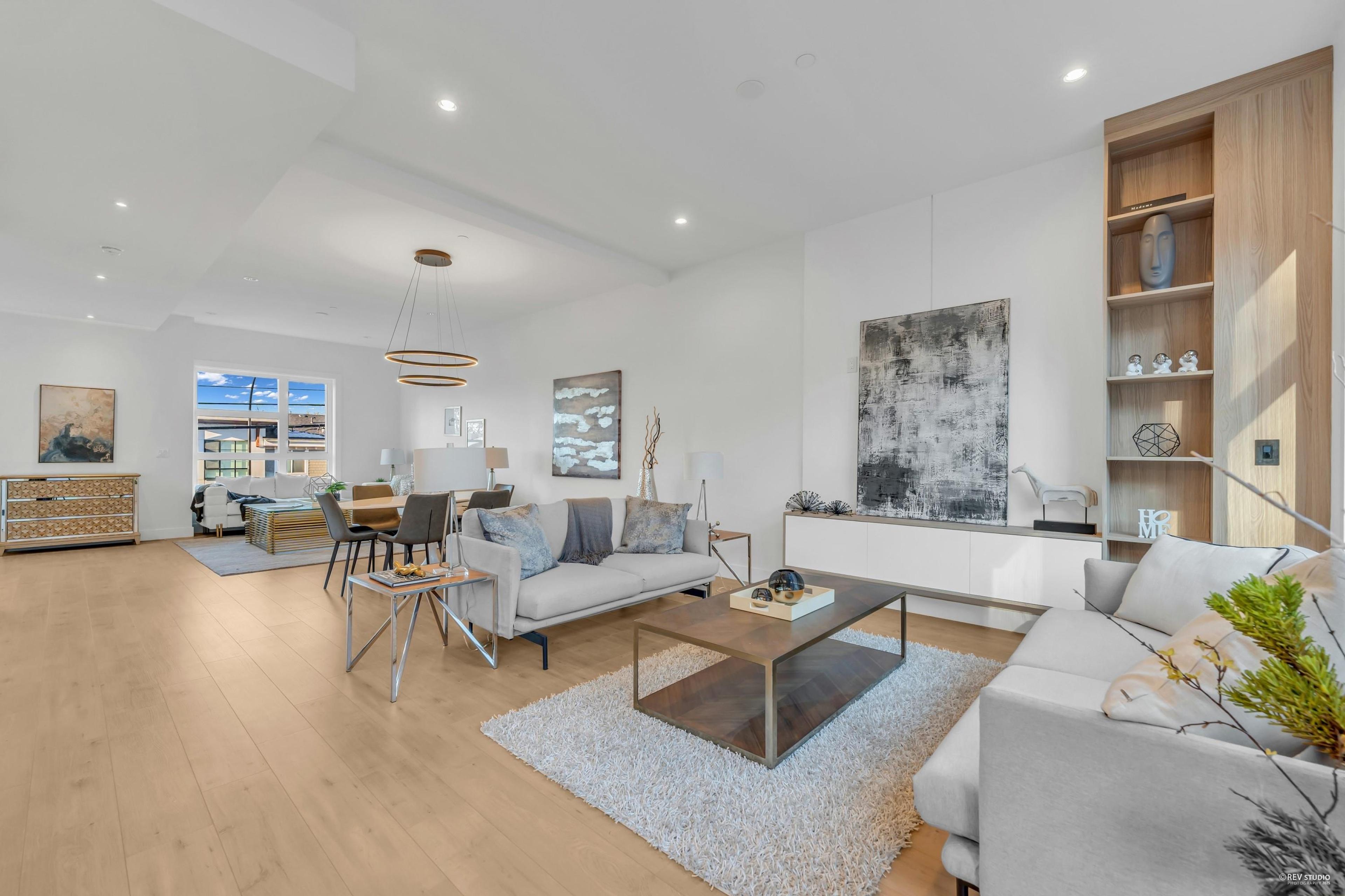 13638 232 STREET - 10