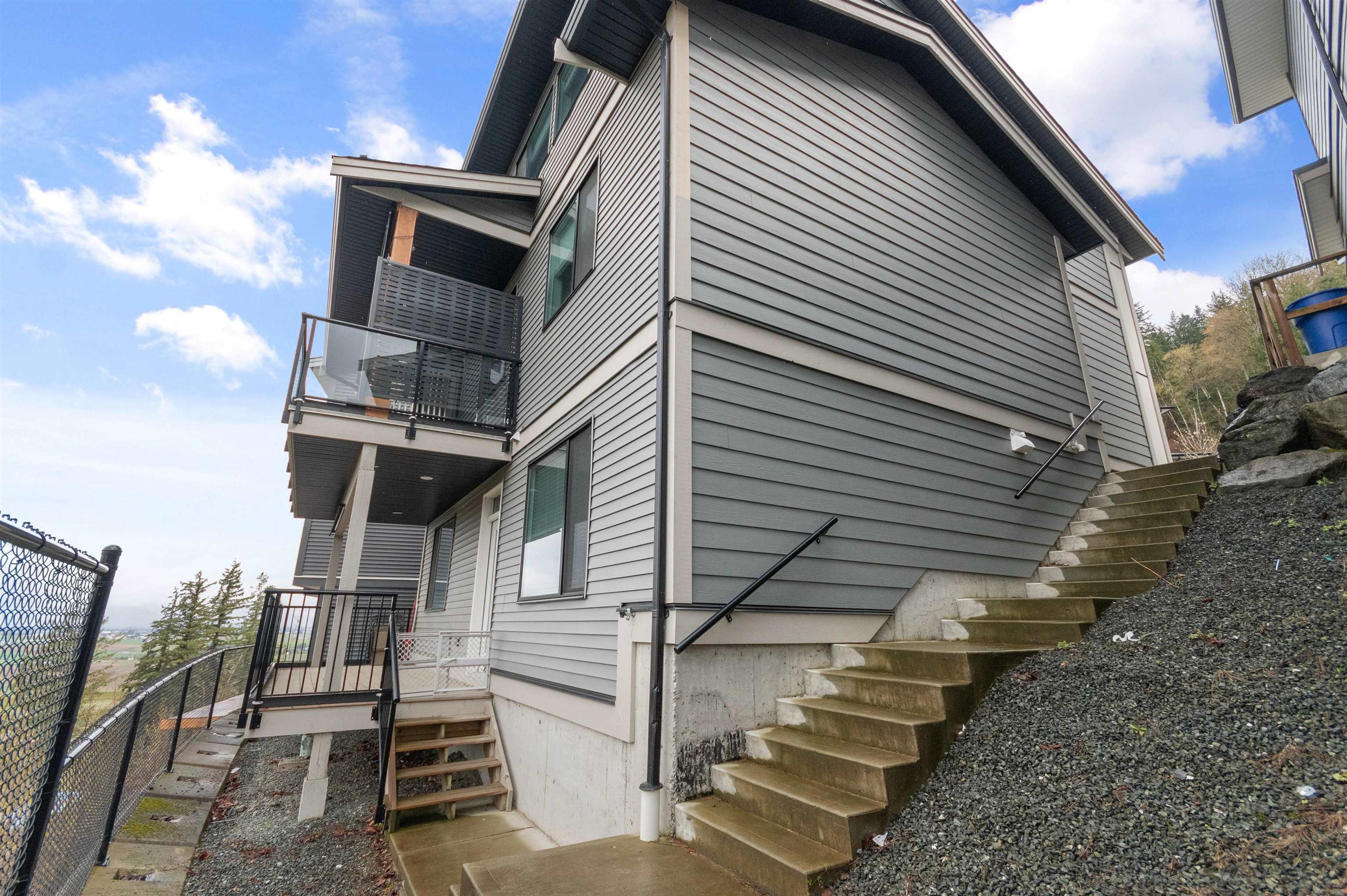 6262 Rexford Drive, Chilliwack - Exteriors - Photo 3