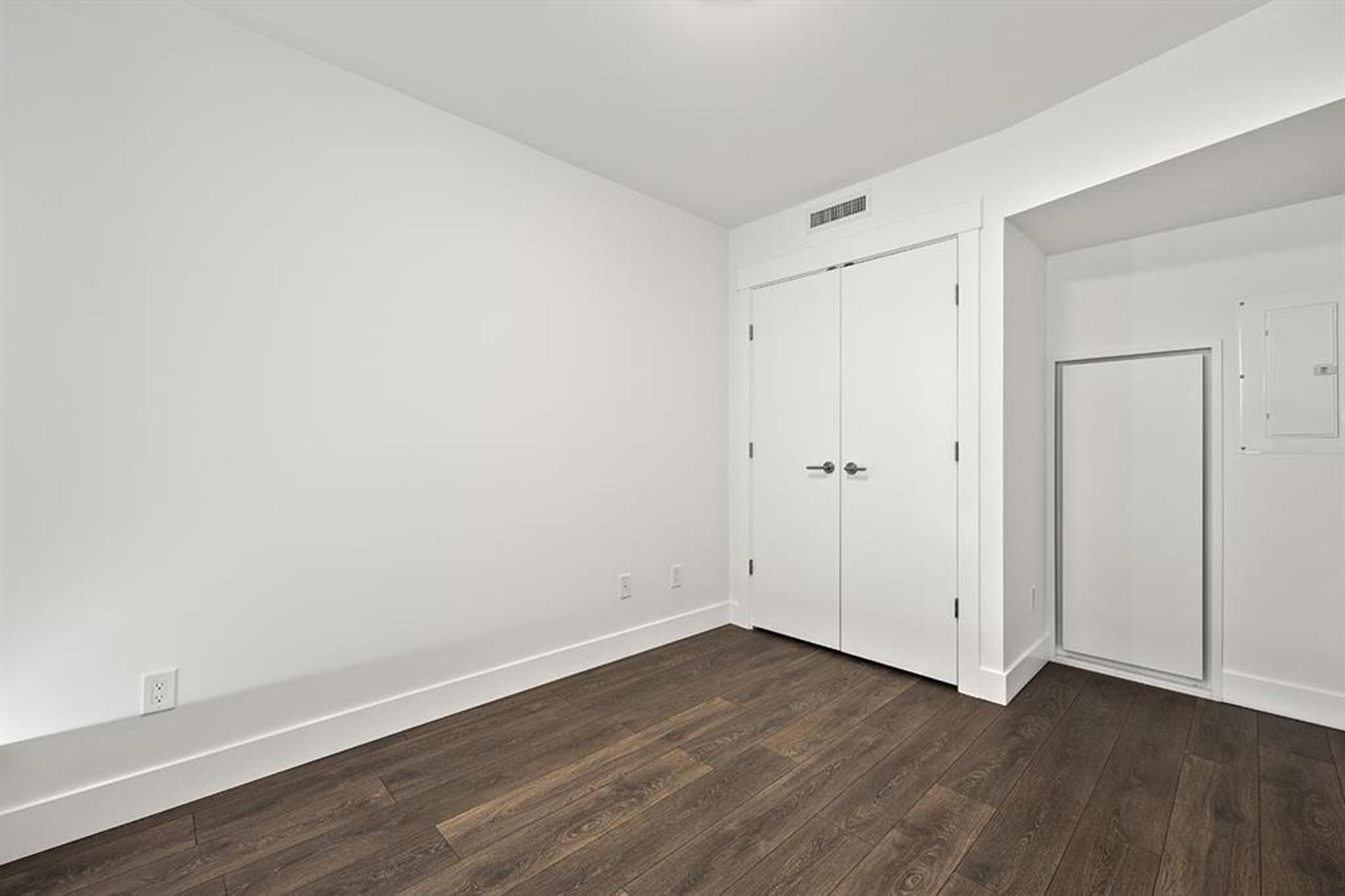 #2602 4711 HAZEL STREET - 23