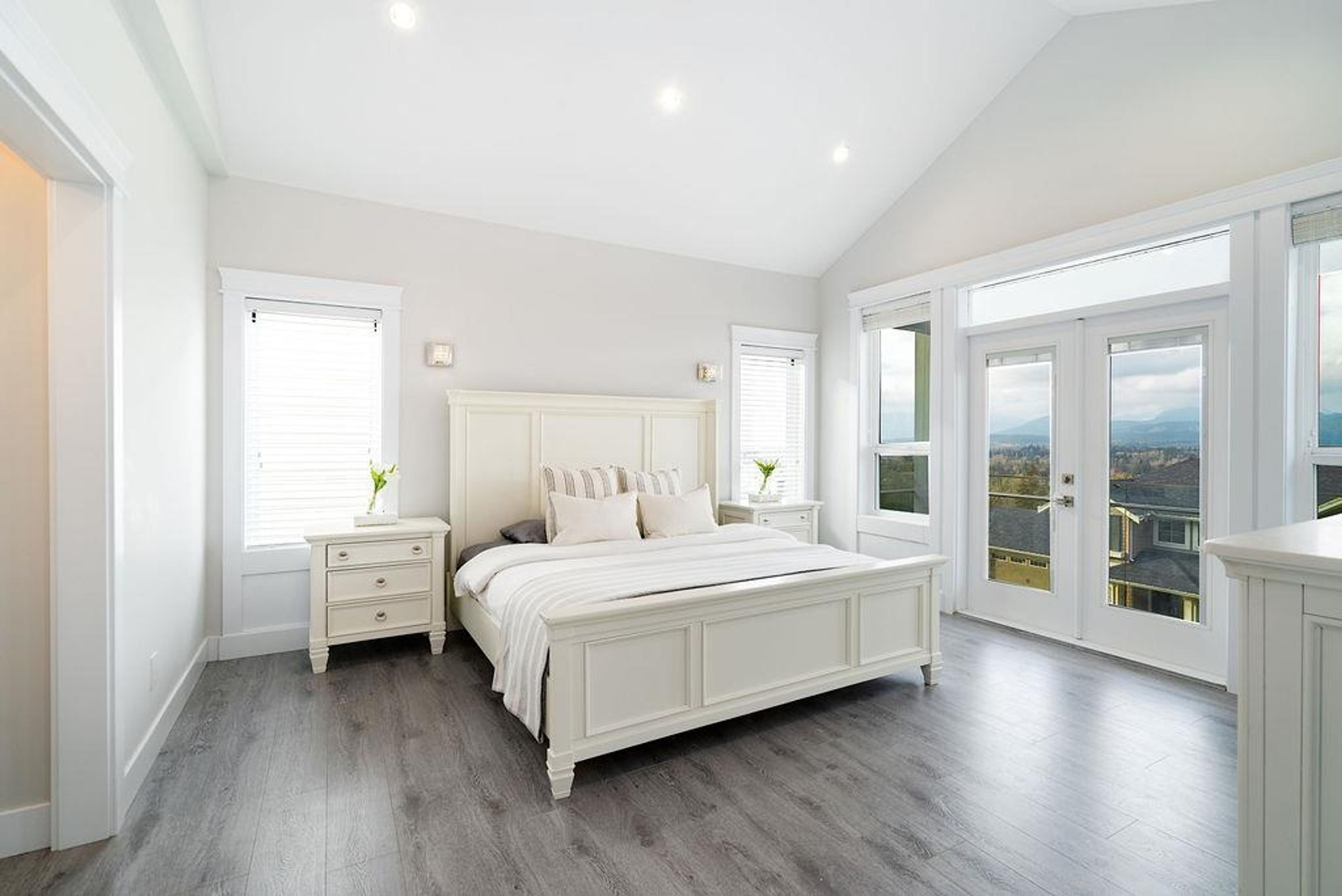 25540 GODWIN DRIVE - 17