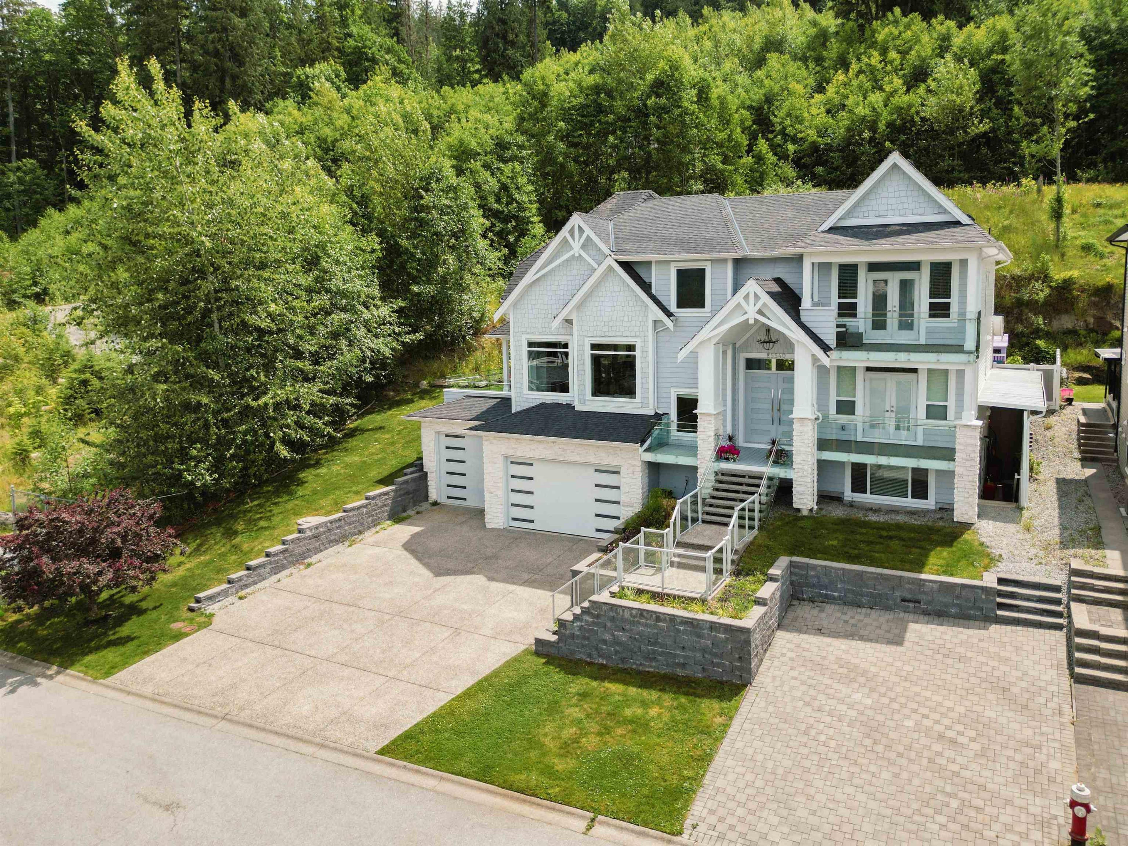 25540 GODWIN DRIVE - Main Image