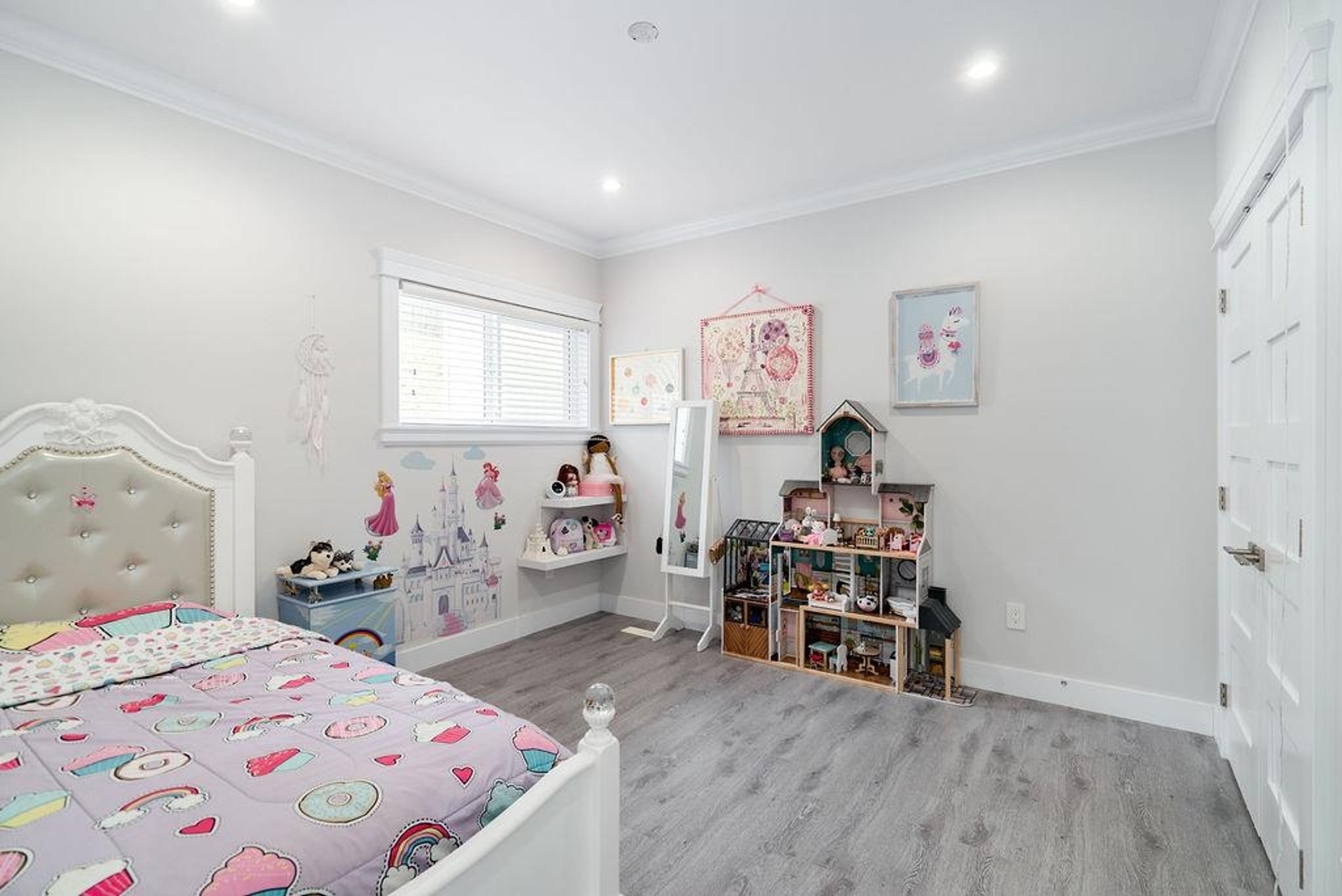 25540 GODWIN DRIVE - 24