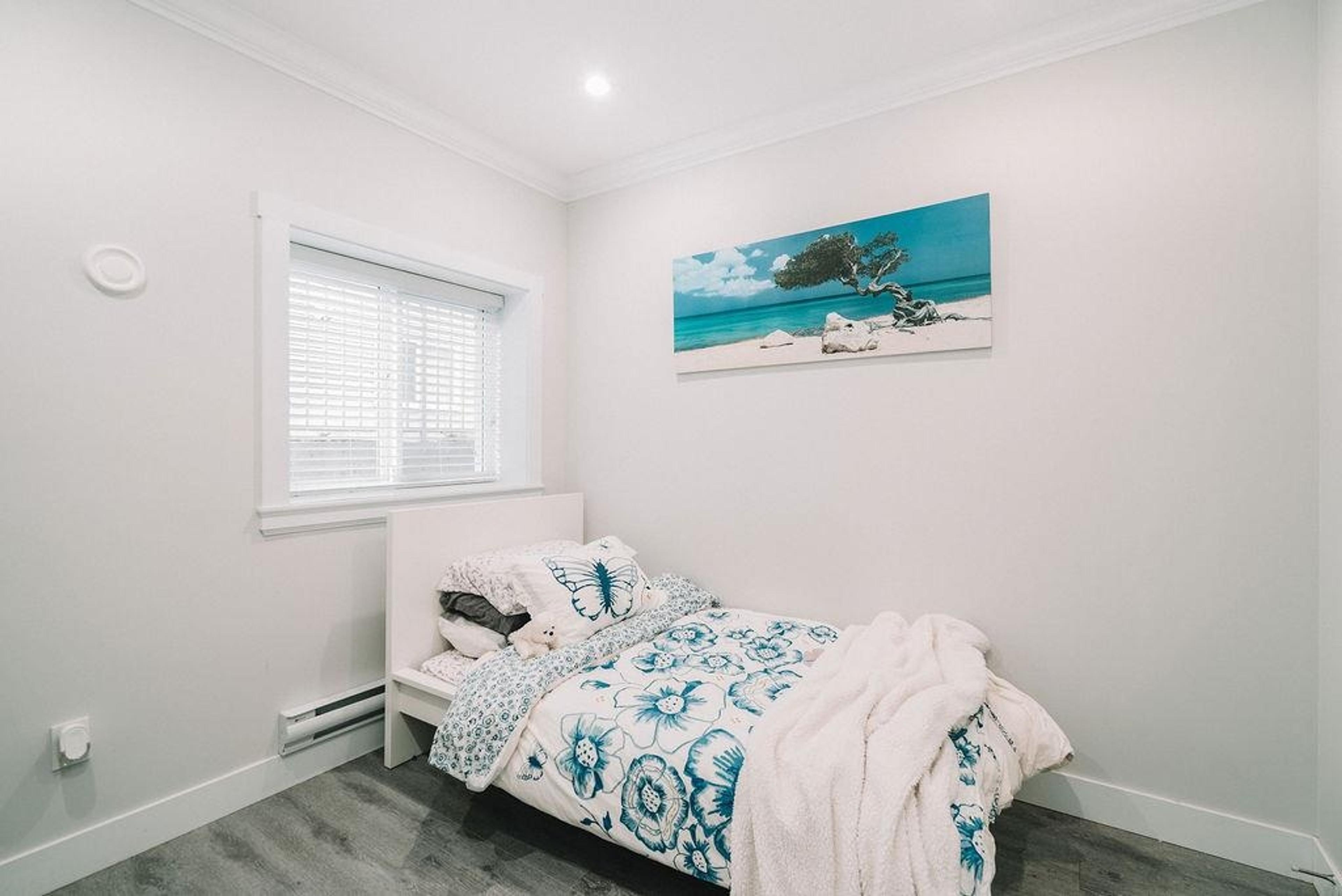 25540 GODWIN DRIVE - 33