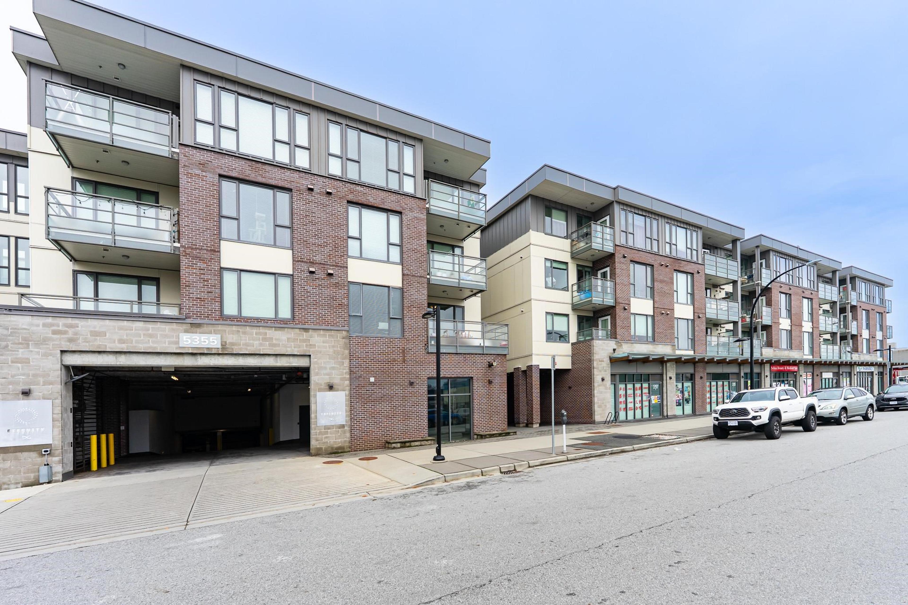 #PH35 5355 LANE STREET - 27