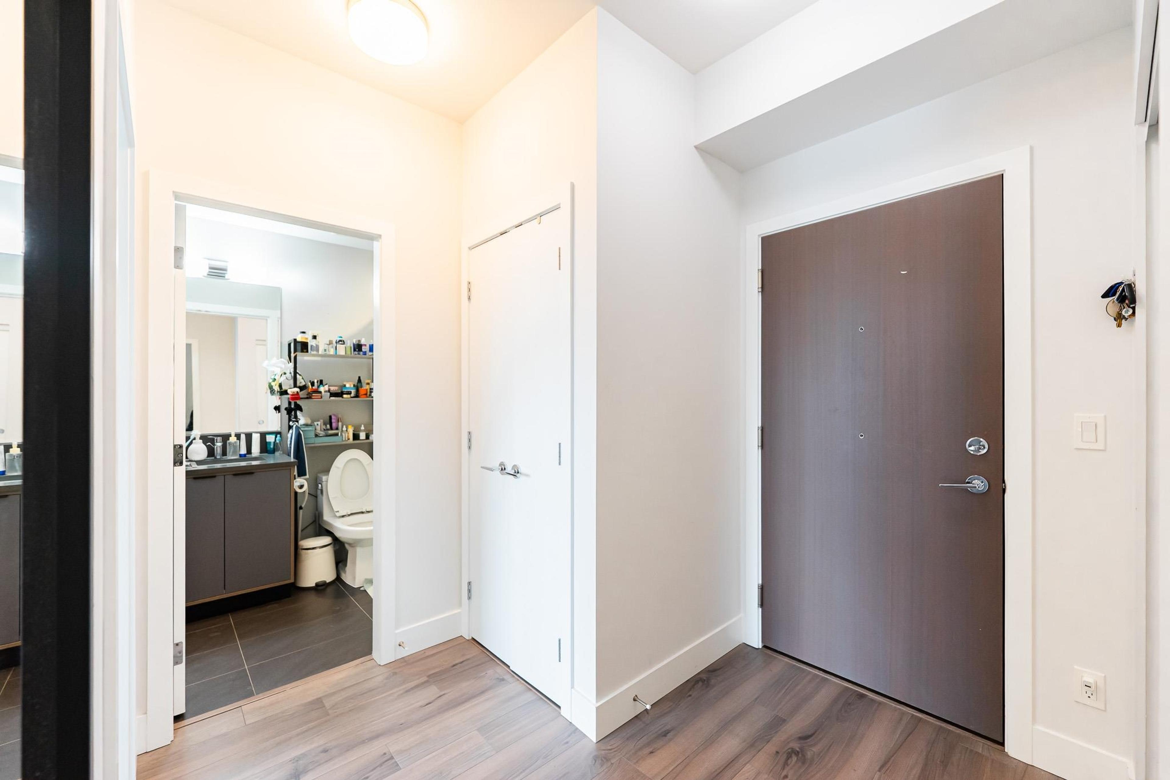 #PH35 5355 LANE STREET - 12