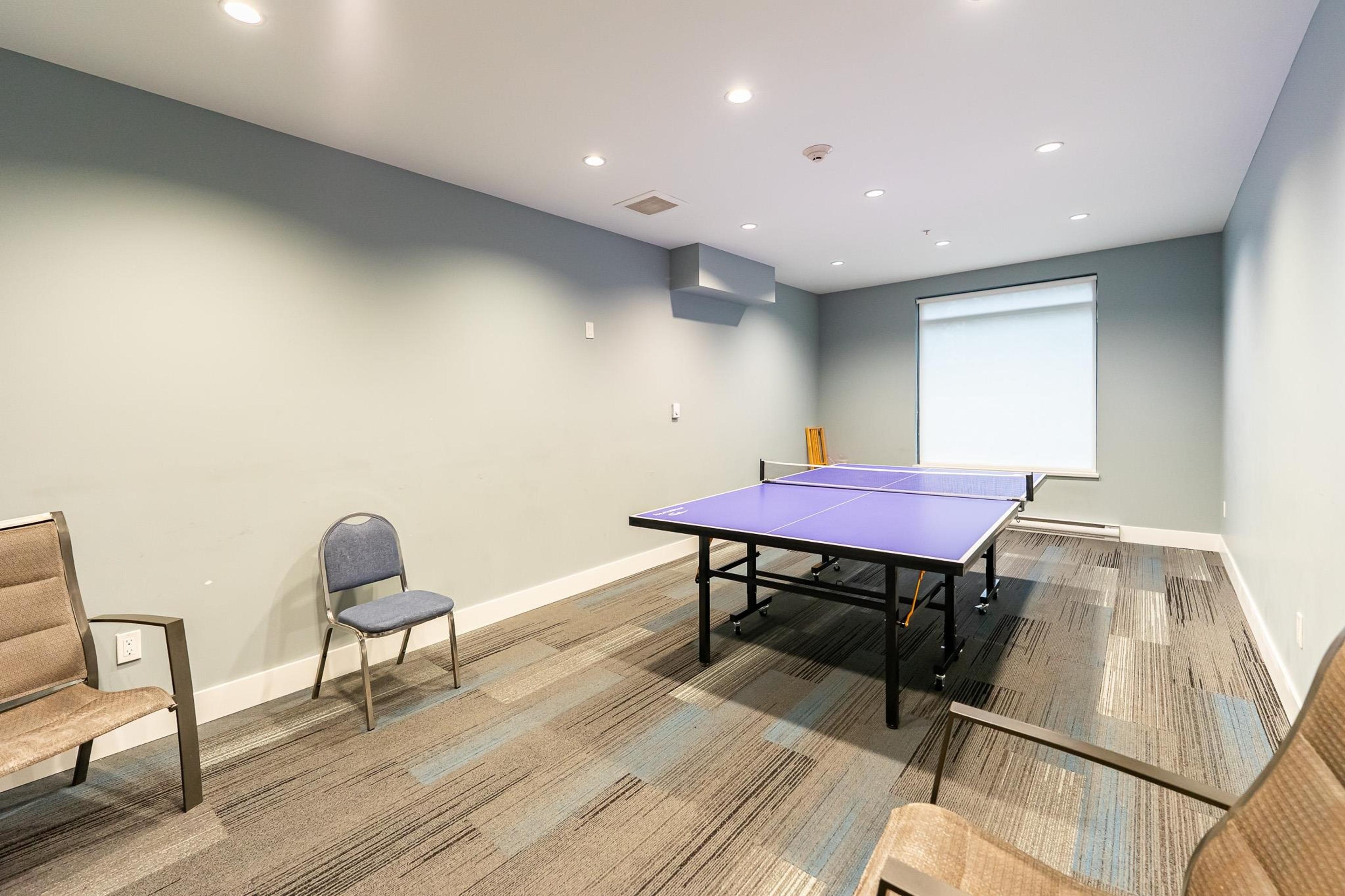 #PH35 5355 LANE STREET - 26