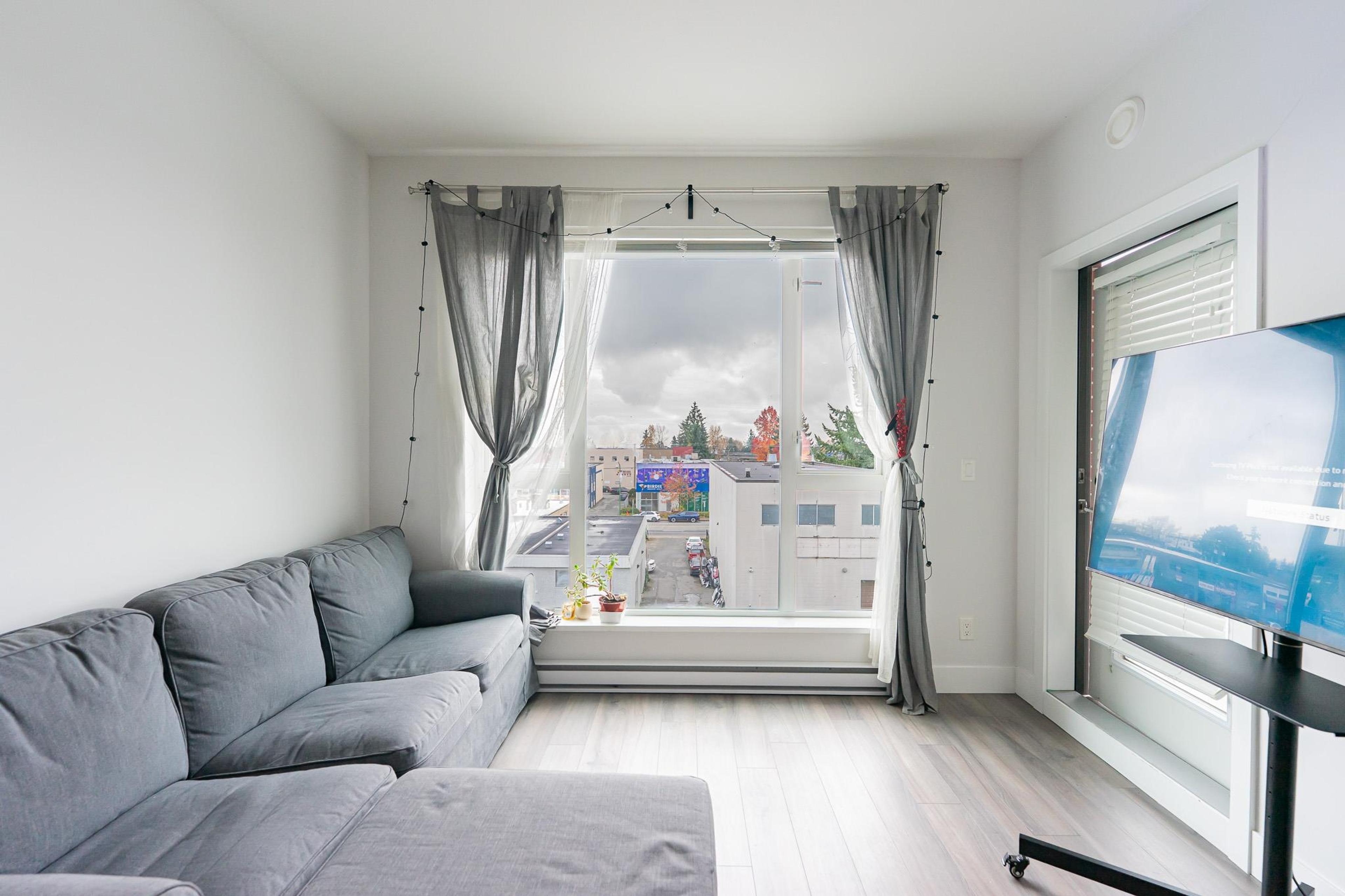 #PH35 5355 LANE STREET - 7