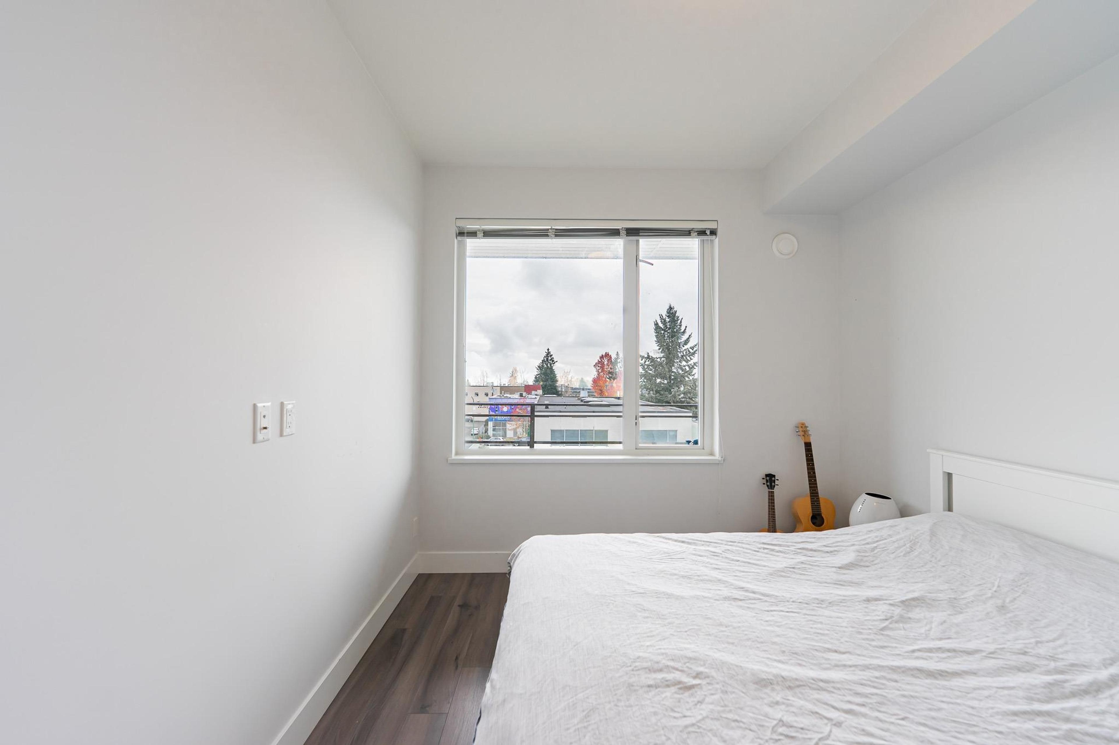 #PH35 5355 LANE STREET - 15