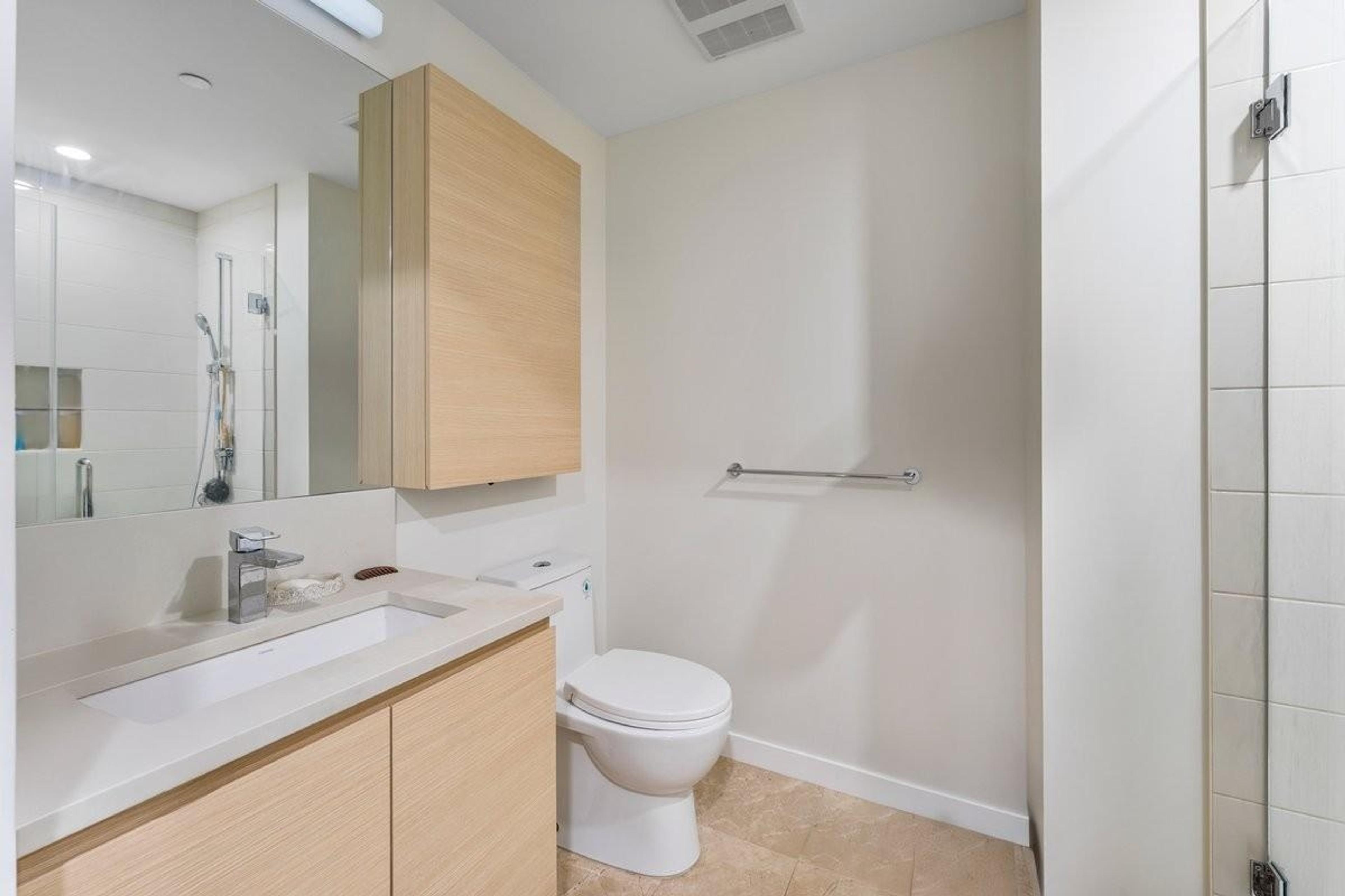 #1711 2186 GILMORE AVENUE - 10