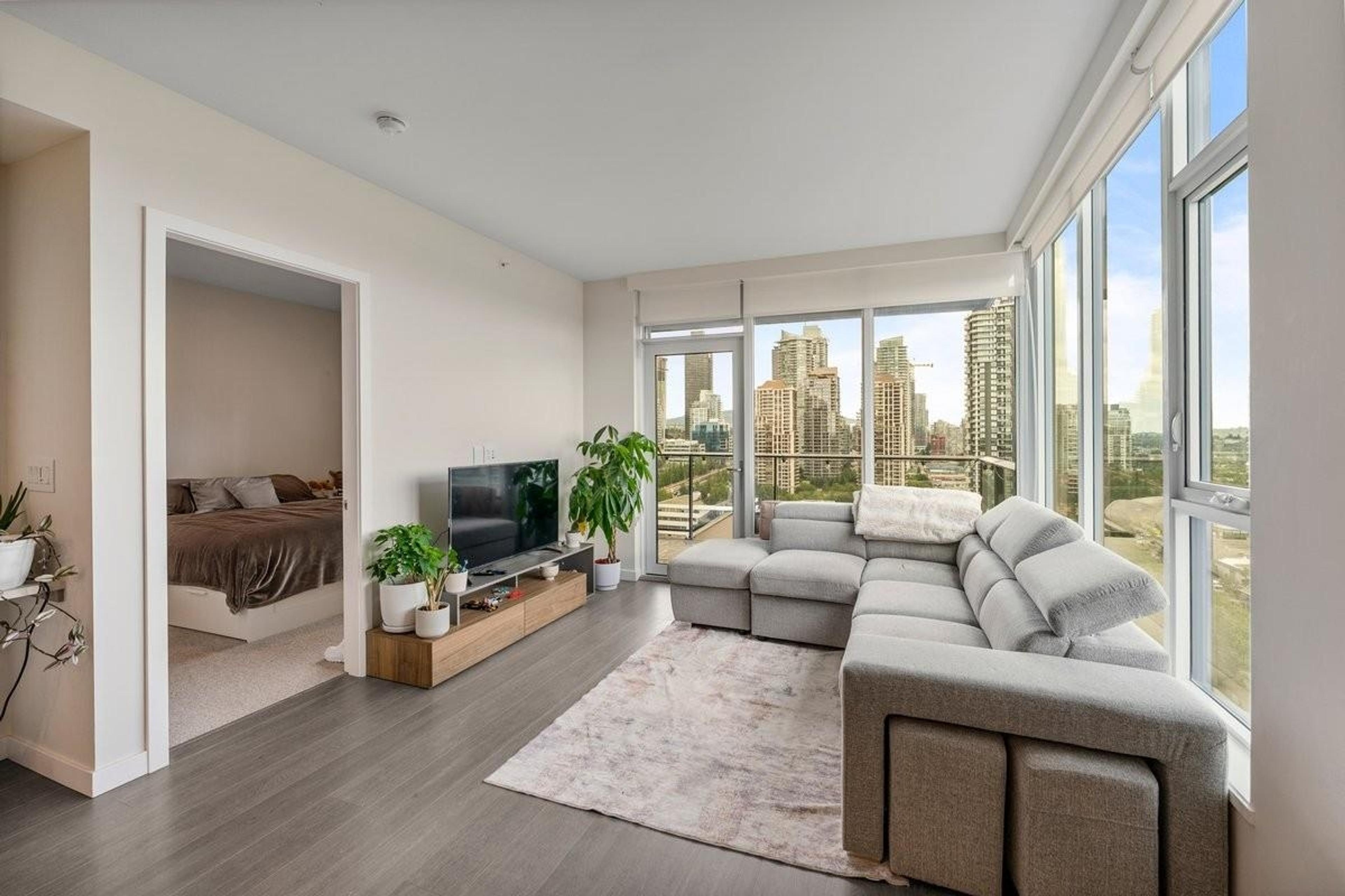 #1711 2186 GILMORE AVENUE - 4