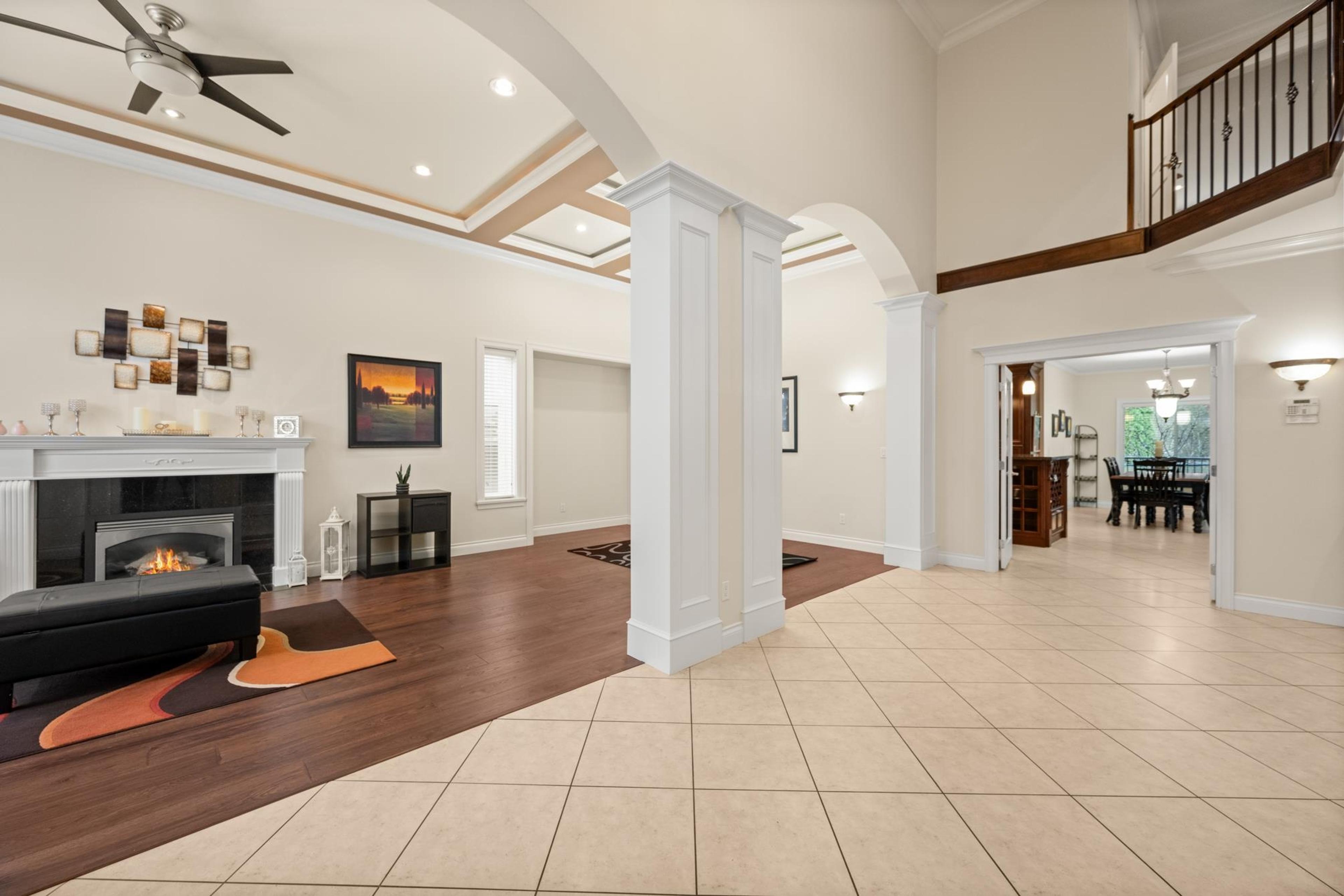 16416 92A AVENUE - Image 2