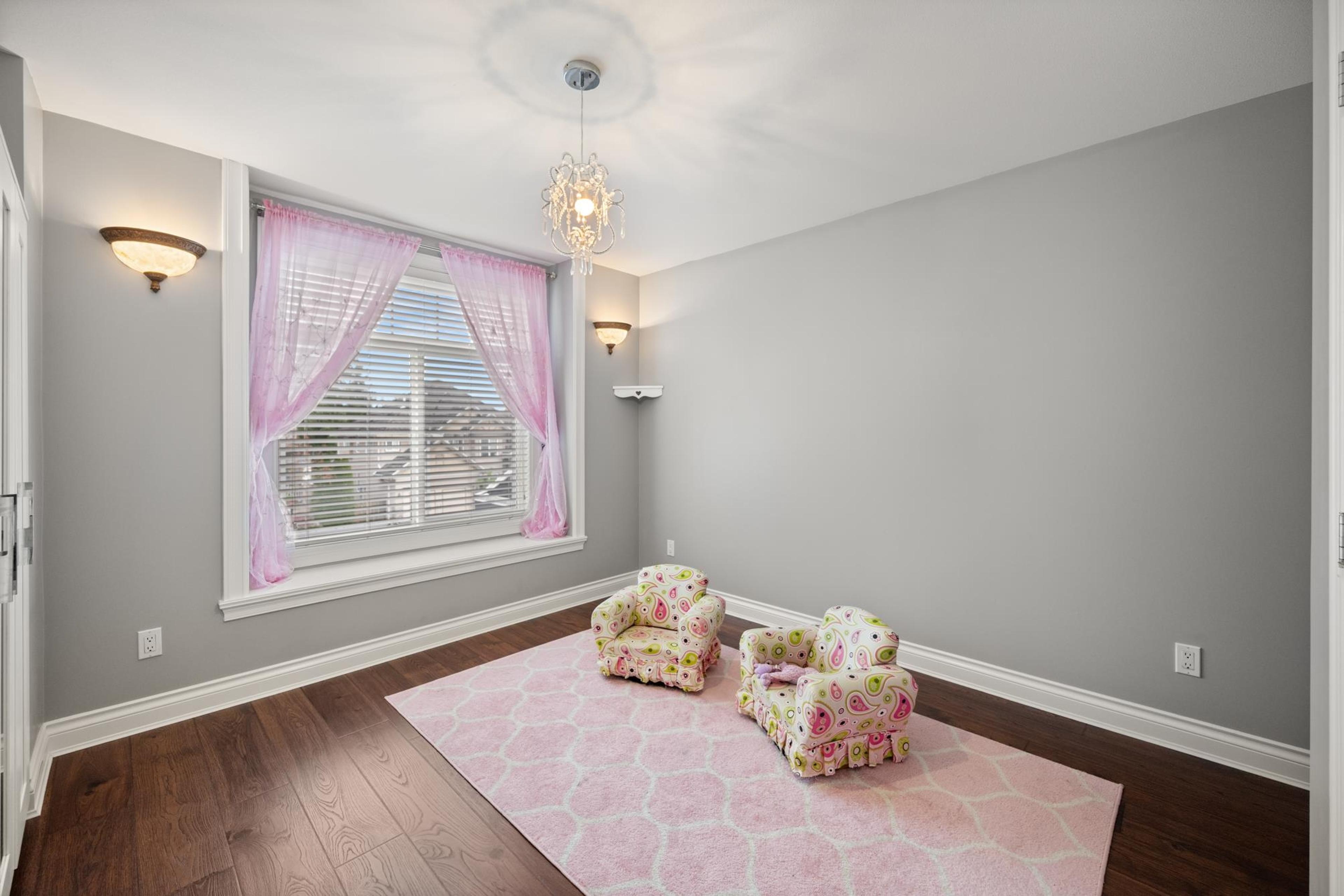 16416 92A AVENUE - 32