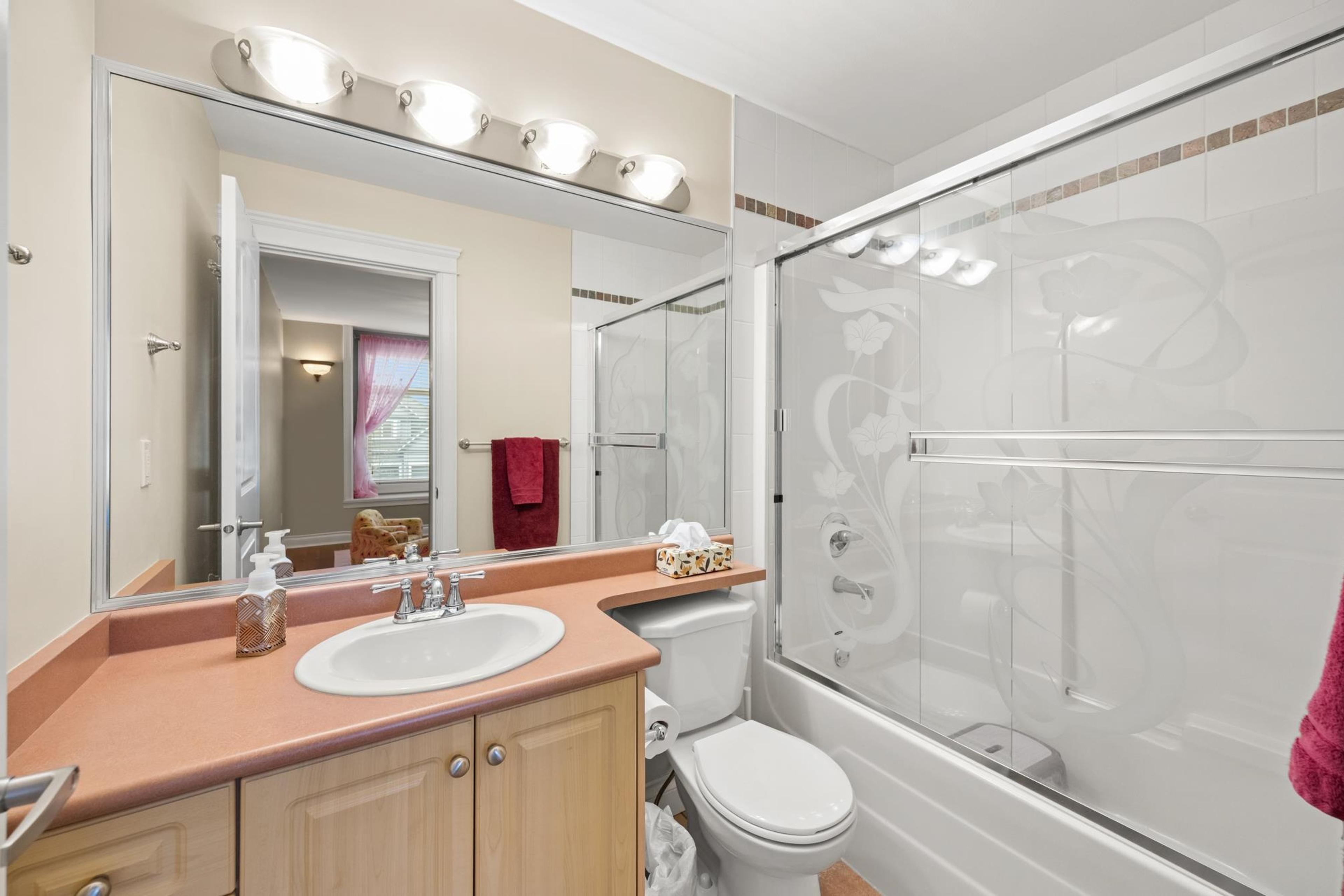 16416 92A AVENUE - 24