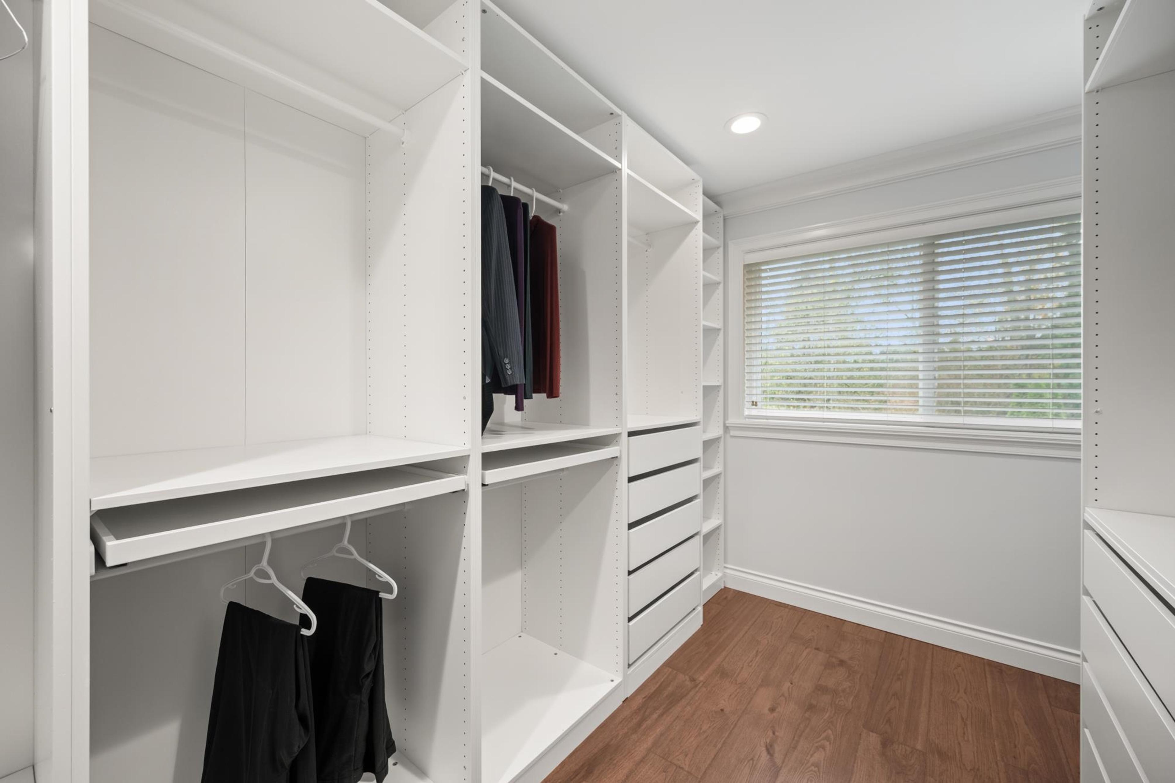 16416 92A AVENUE - 21