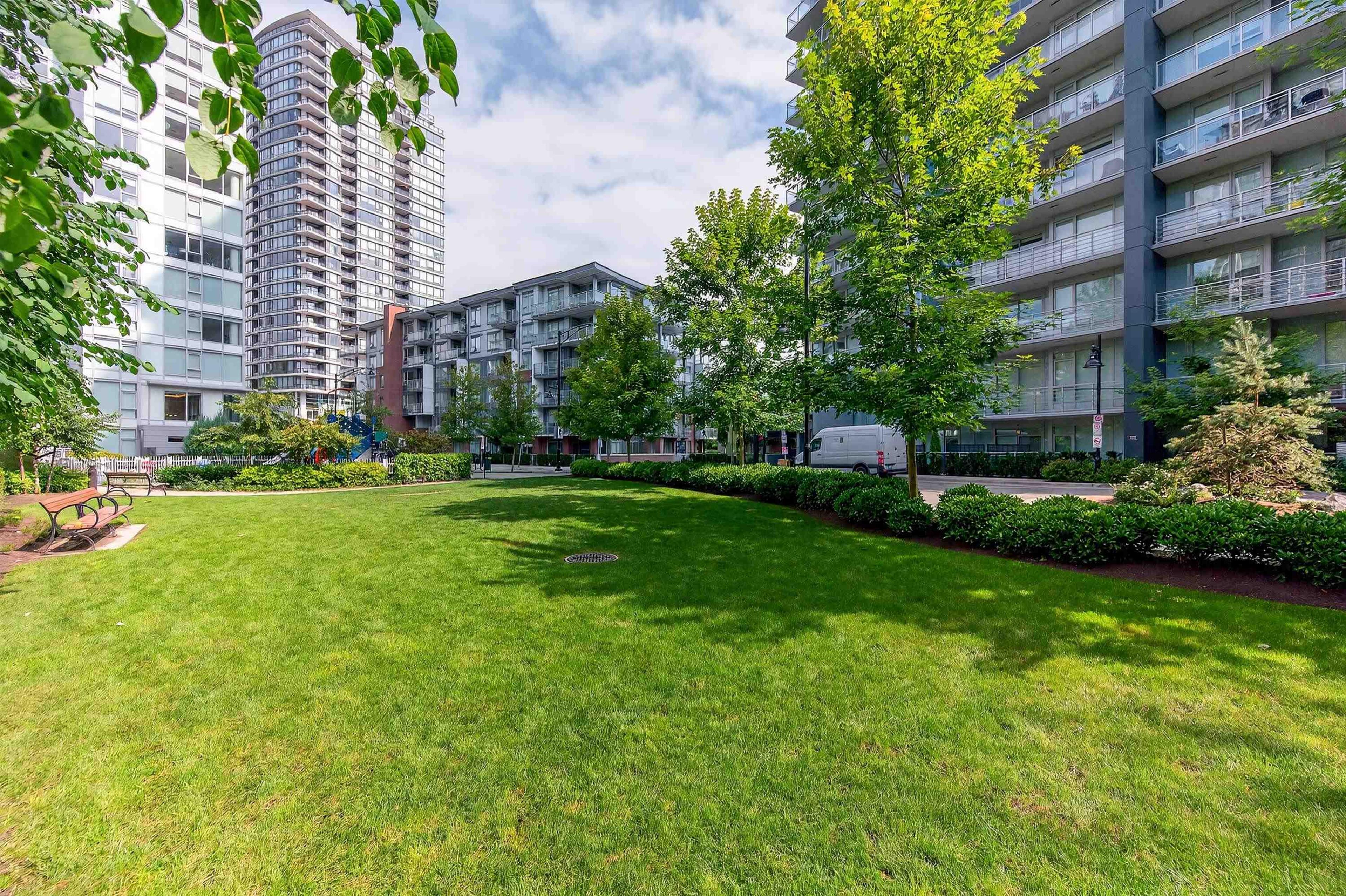 #1804 308 MORRISSEY ROAD - 35