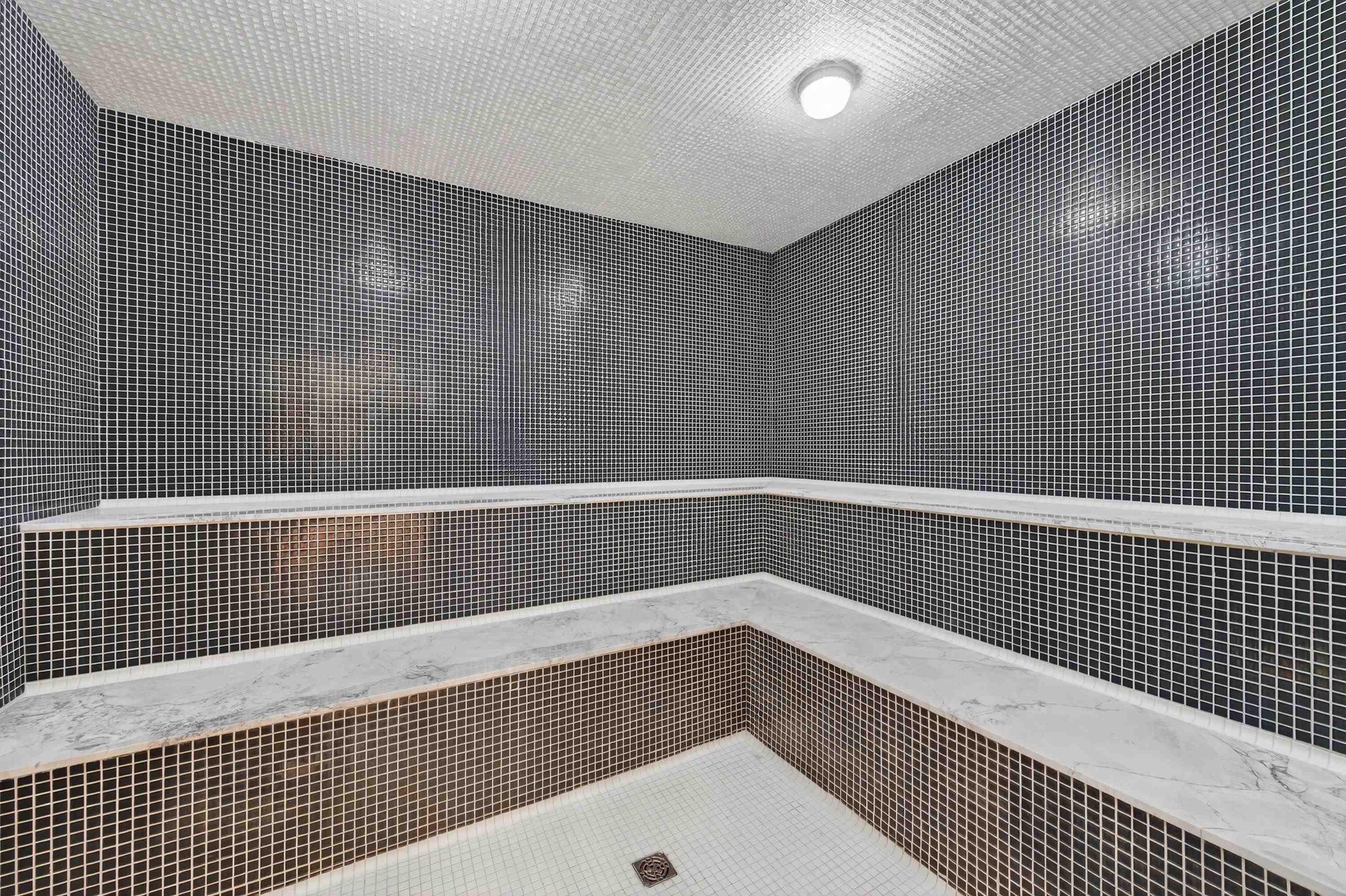 #1804 308 MORRISSEY ROAD - 25