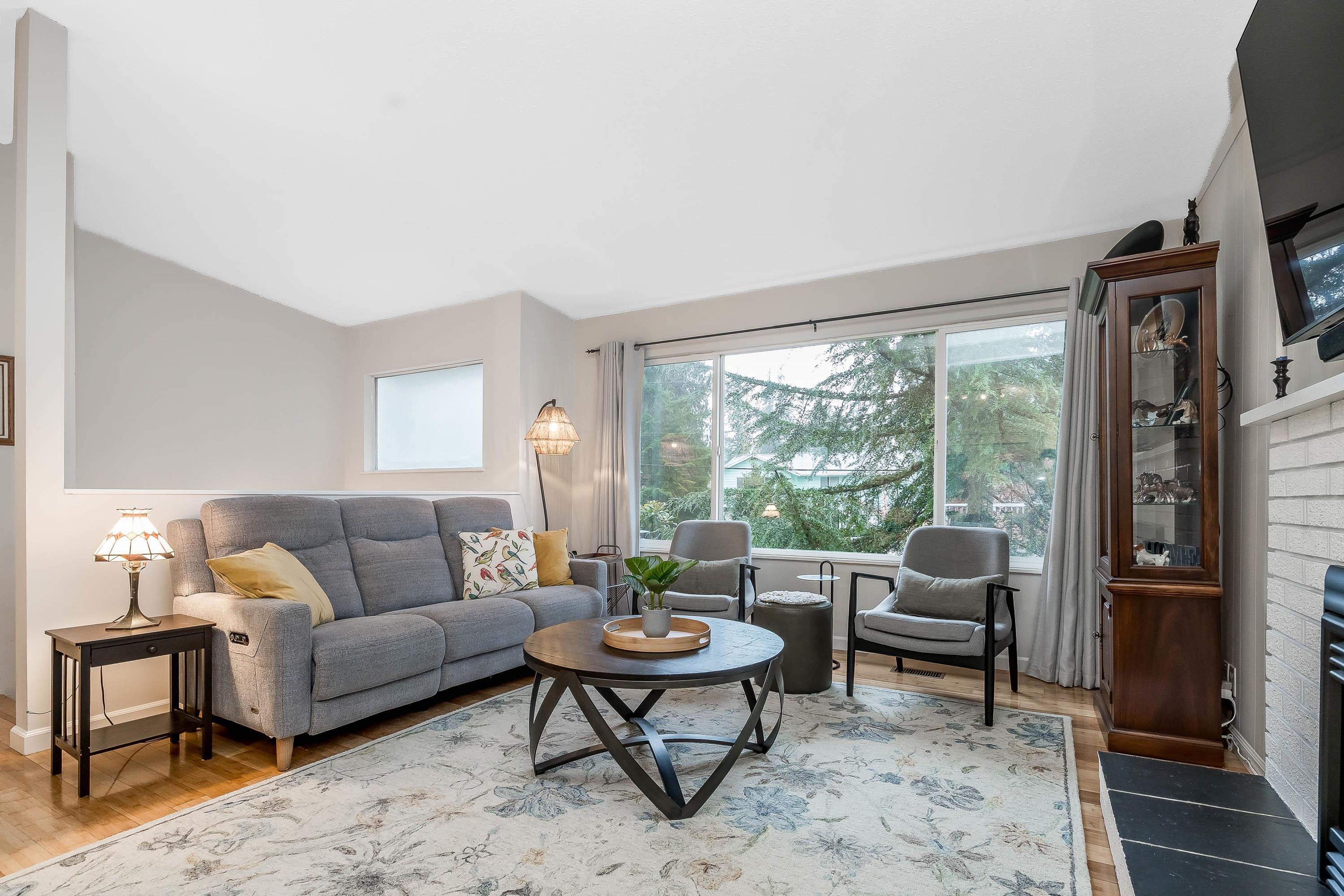 20738 38A AVENUE - 6