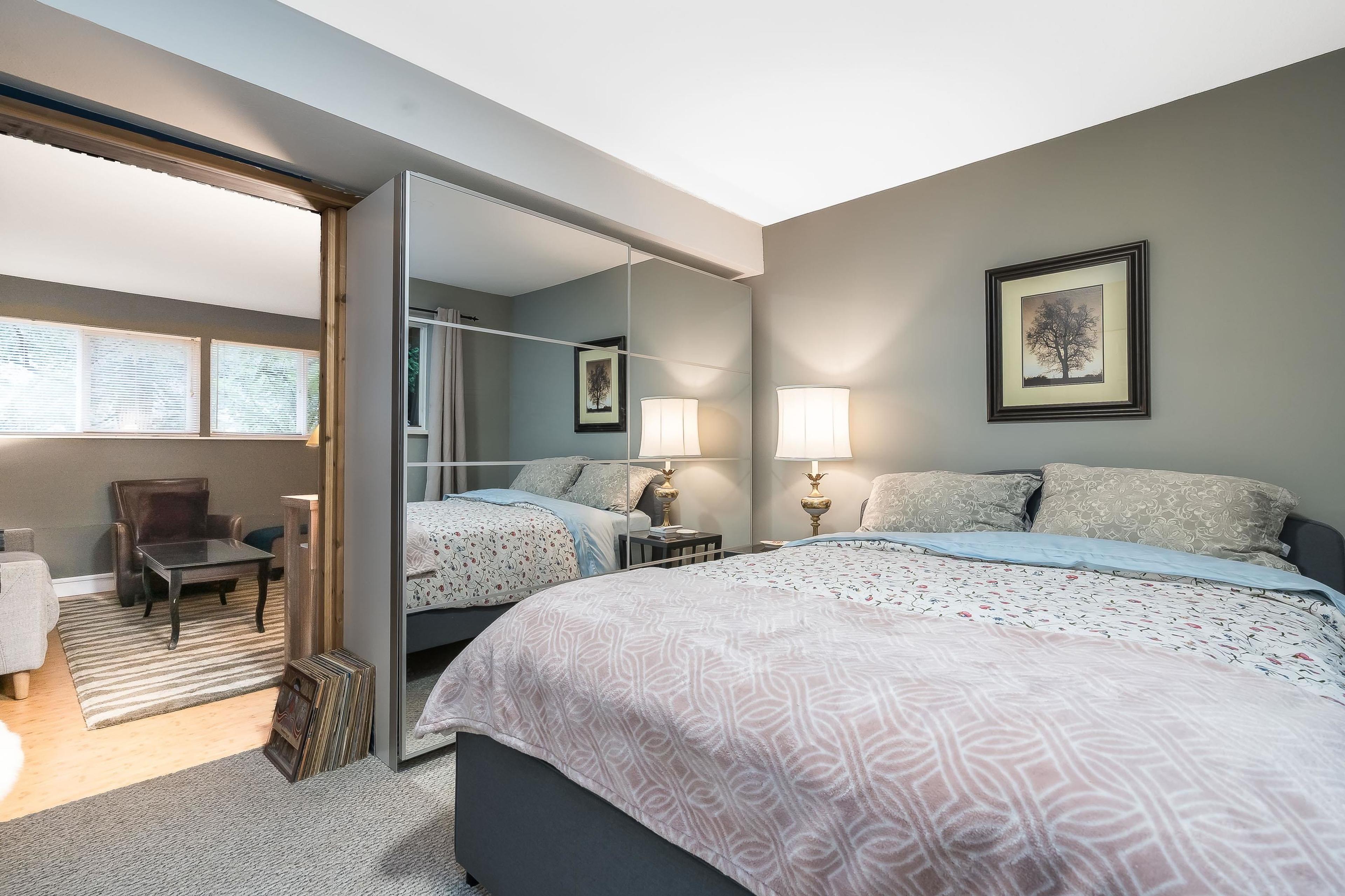 20738 38A AVENUE - 26