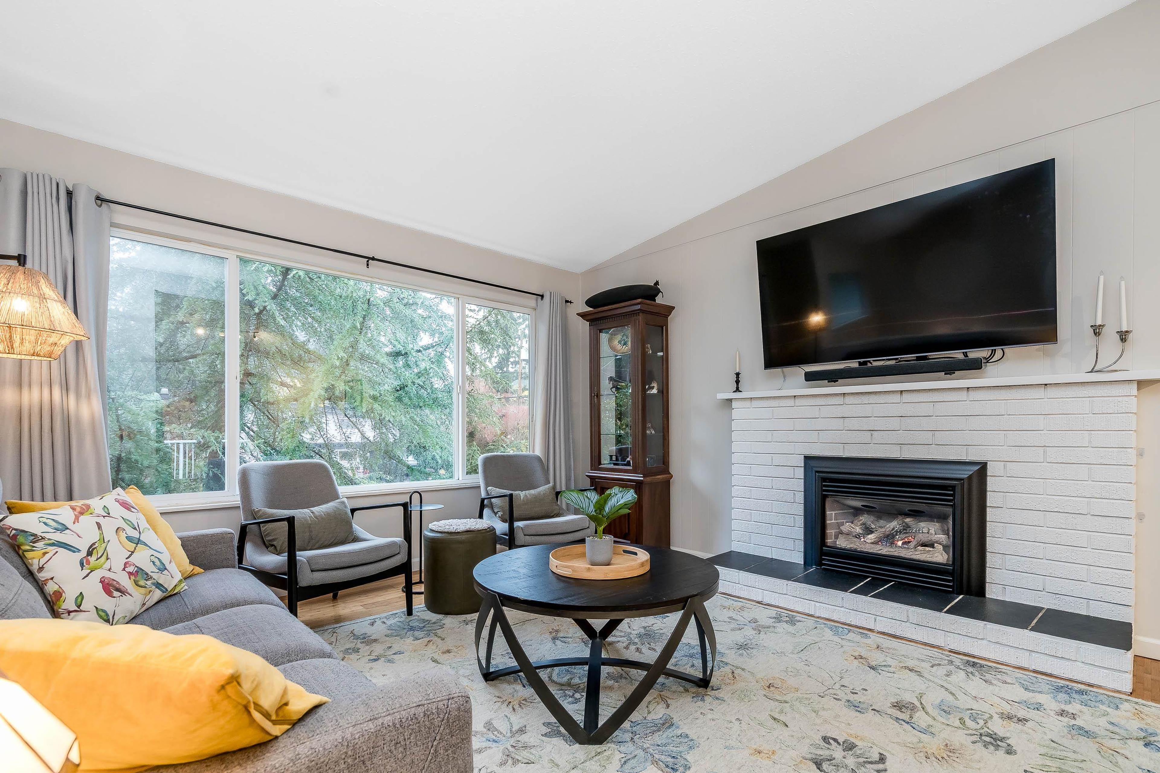 20738 38A AVENUE - 7