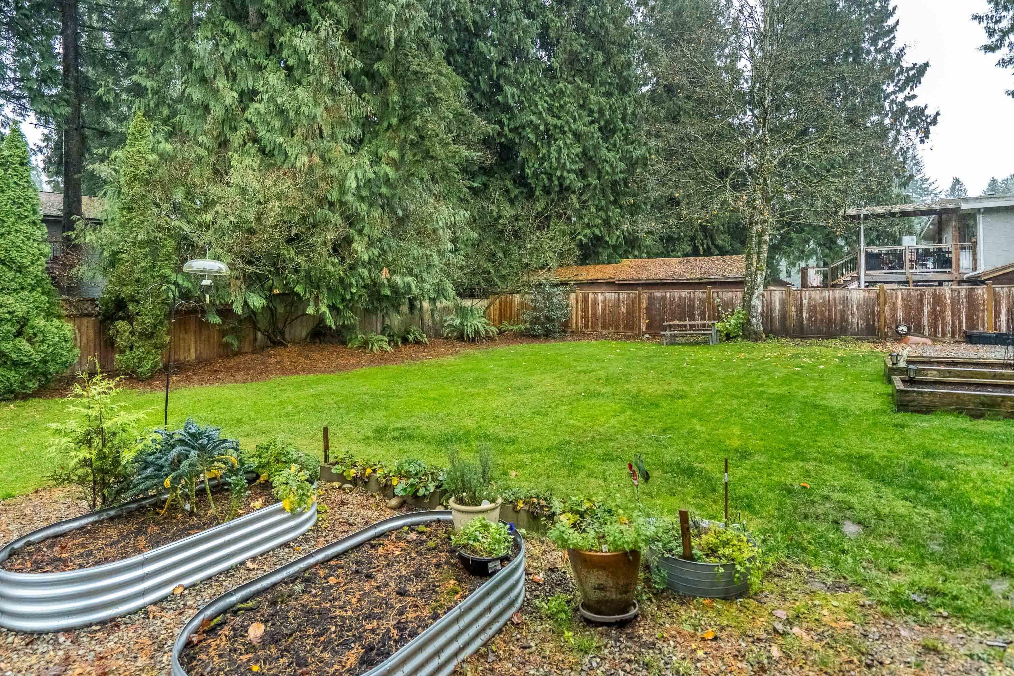 20738 38A AVENUE - 36