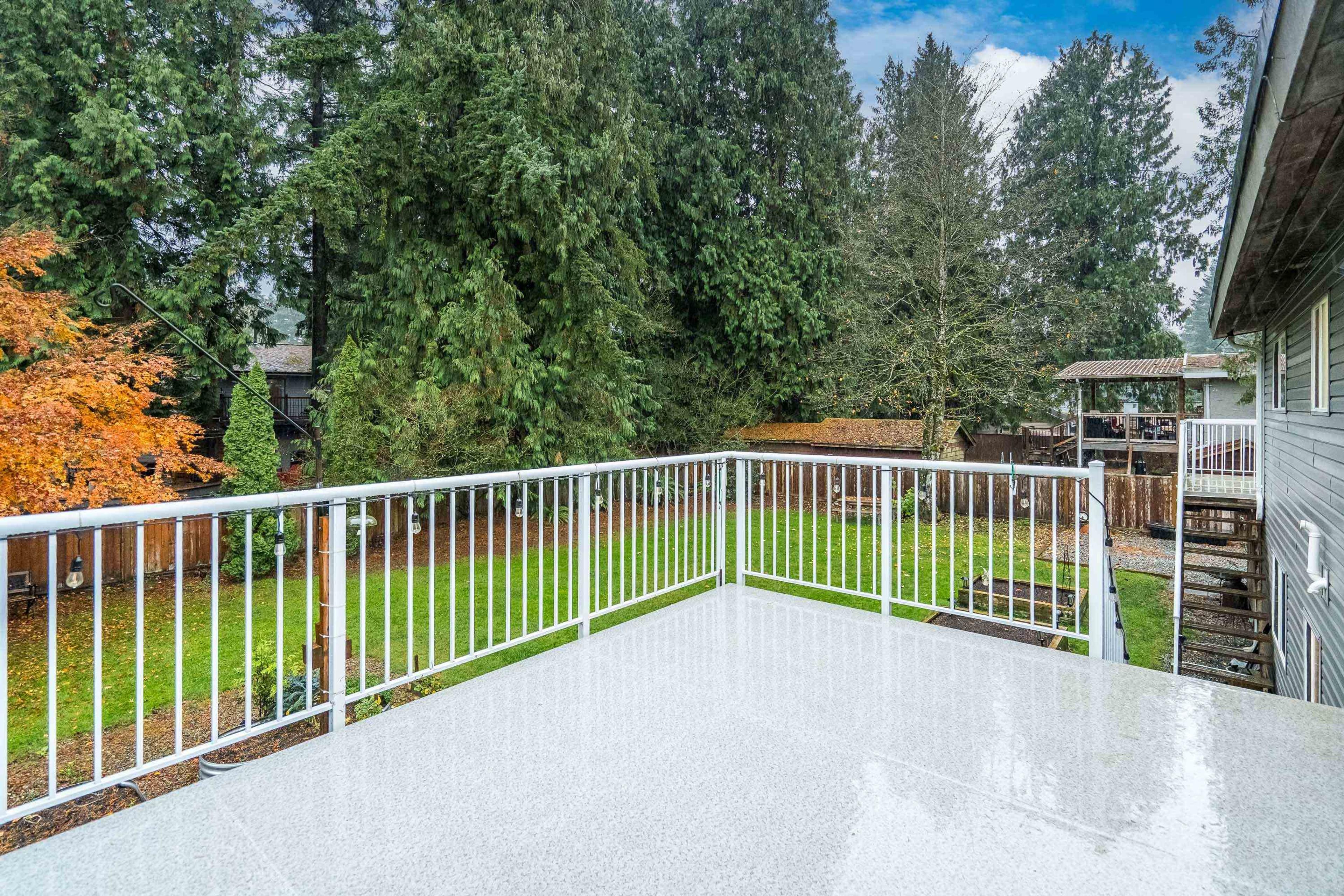 20738 38A AVENUE - 29