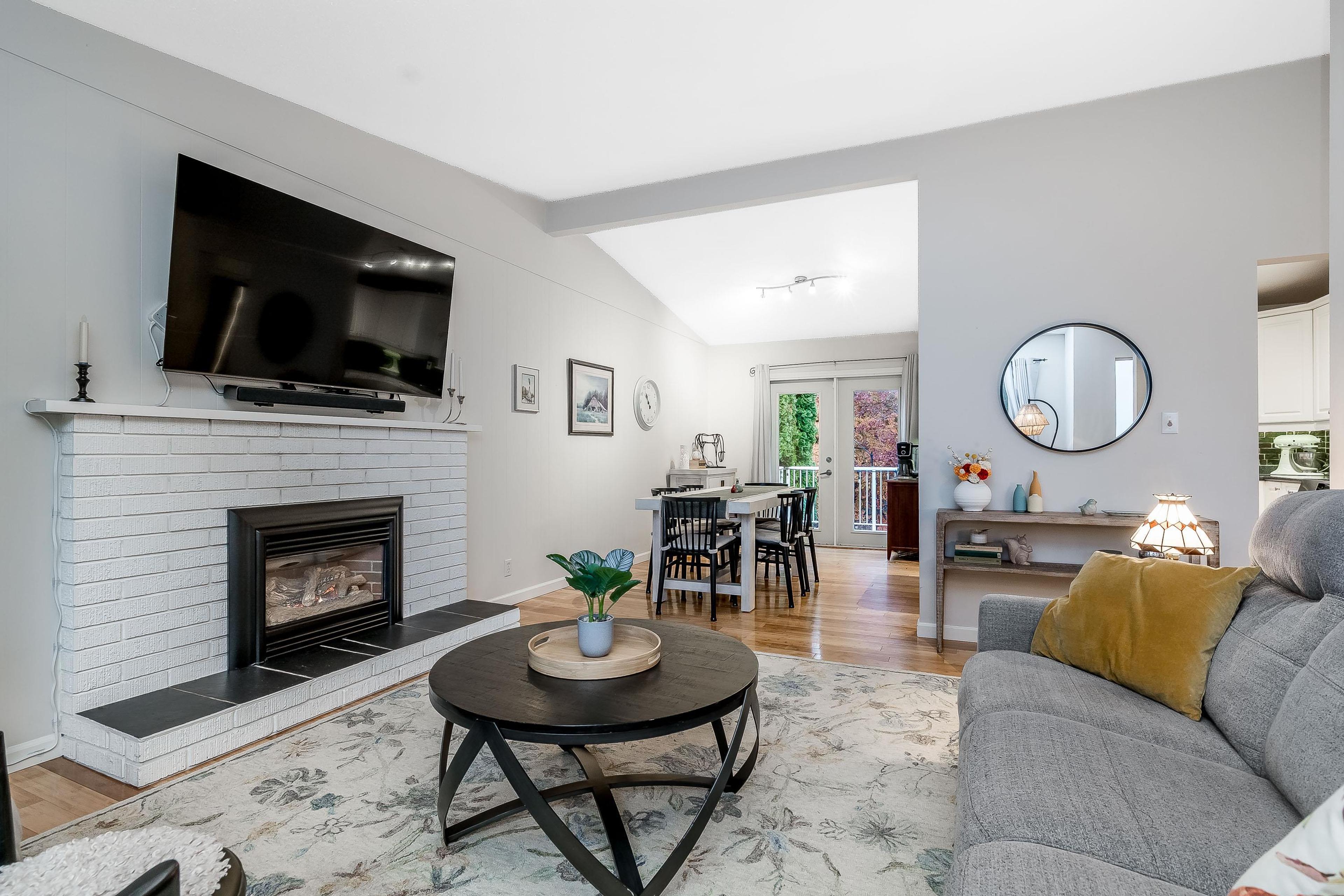 20738 38A AVENUE - 8