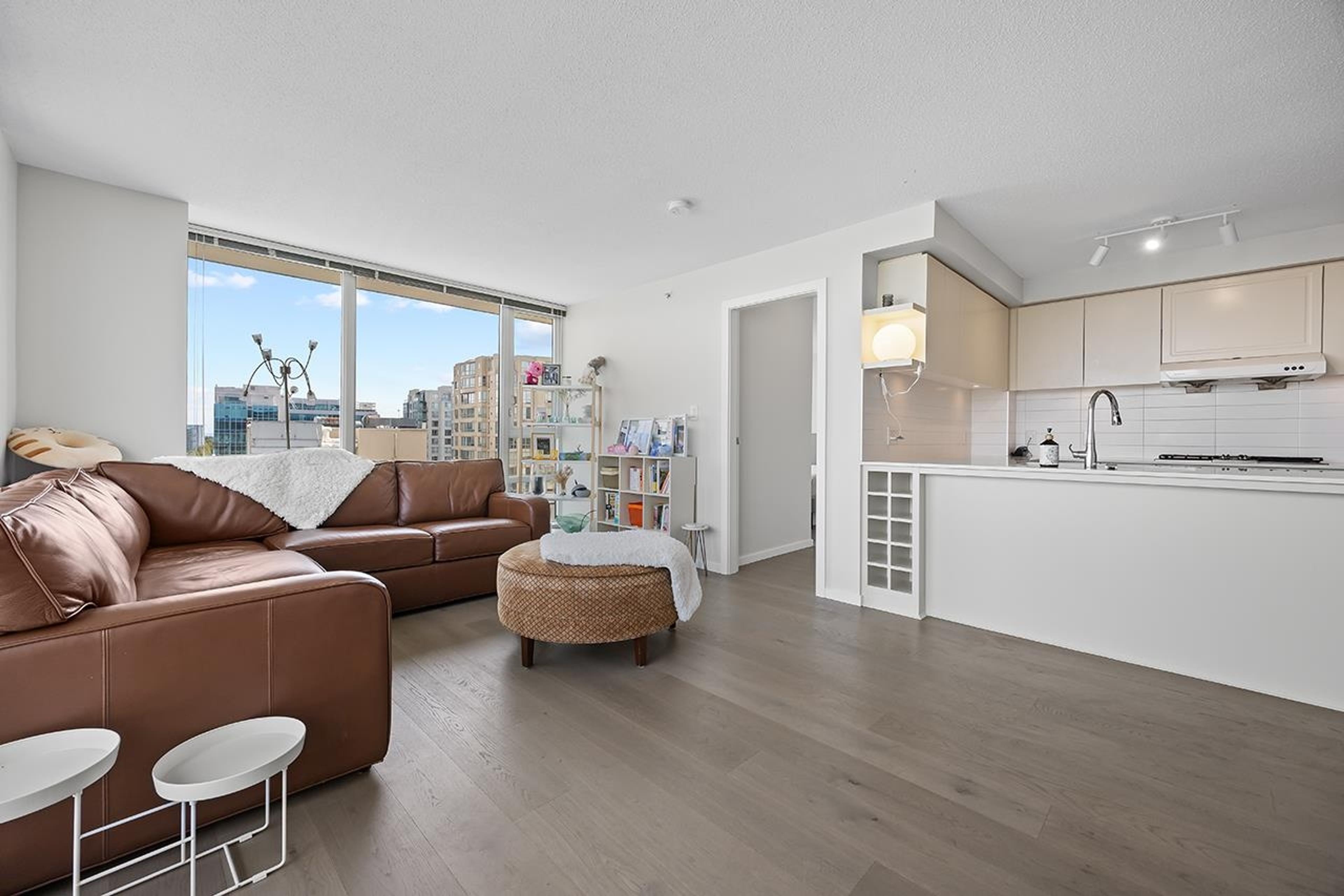 #1312 7988 ACKROYD ROAD - 11