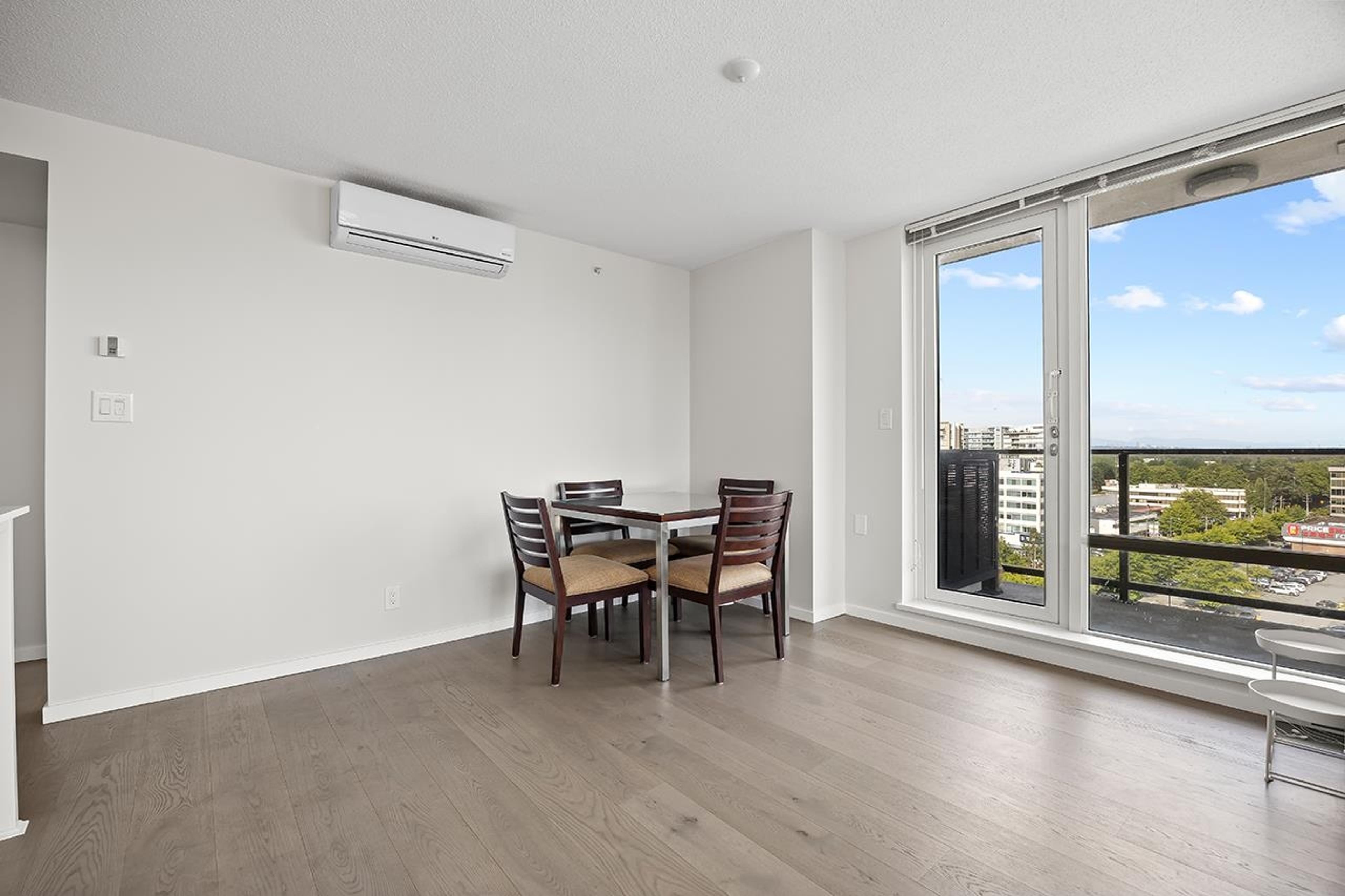 #1312 7988 ACKROYD ROAD - 8