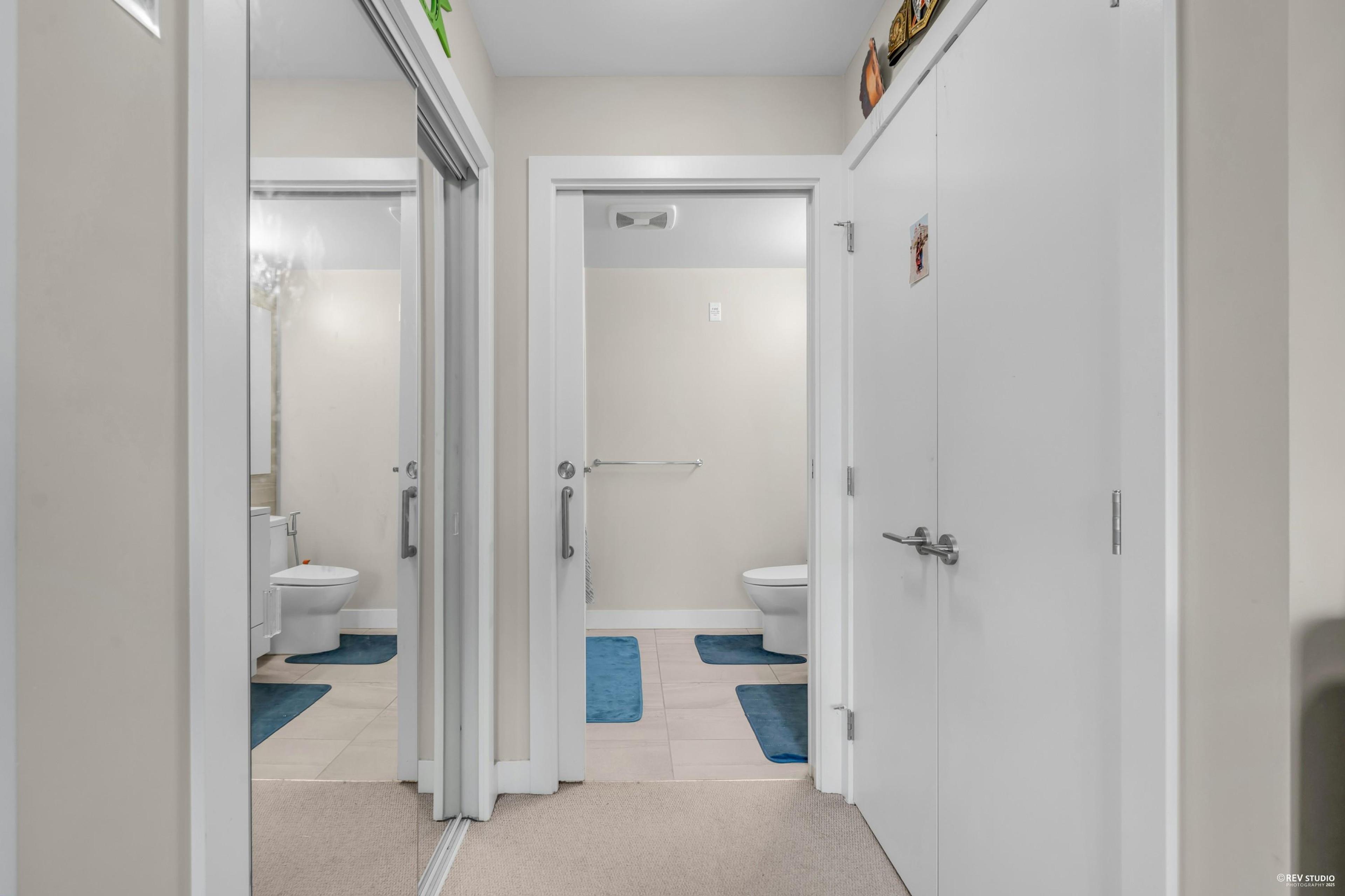 #702 8725 UNIVERSITY CRESCENT - 12