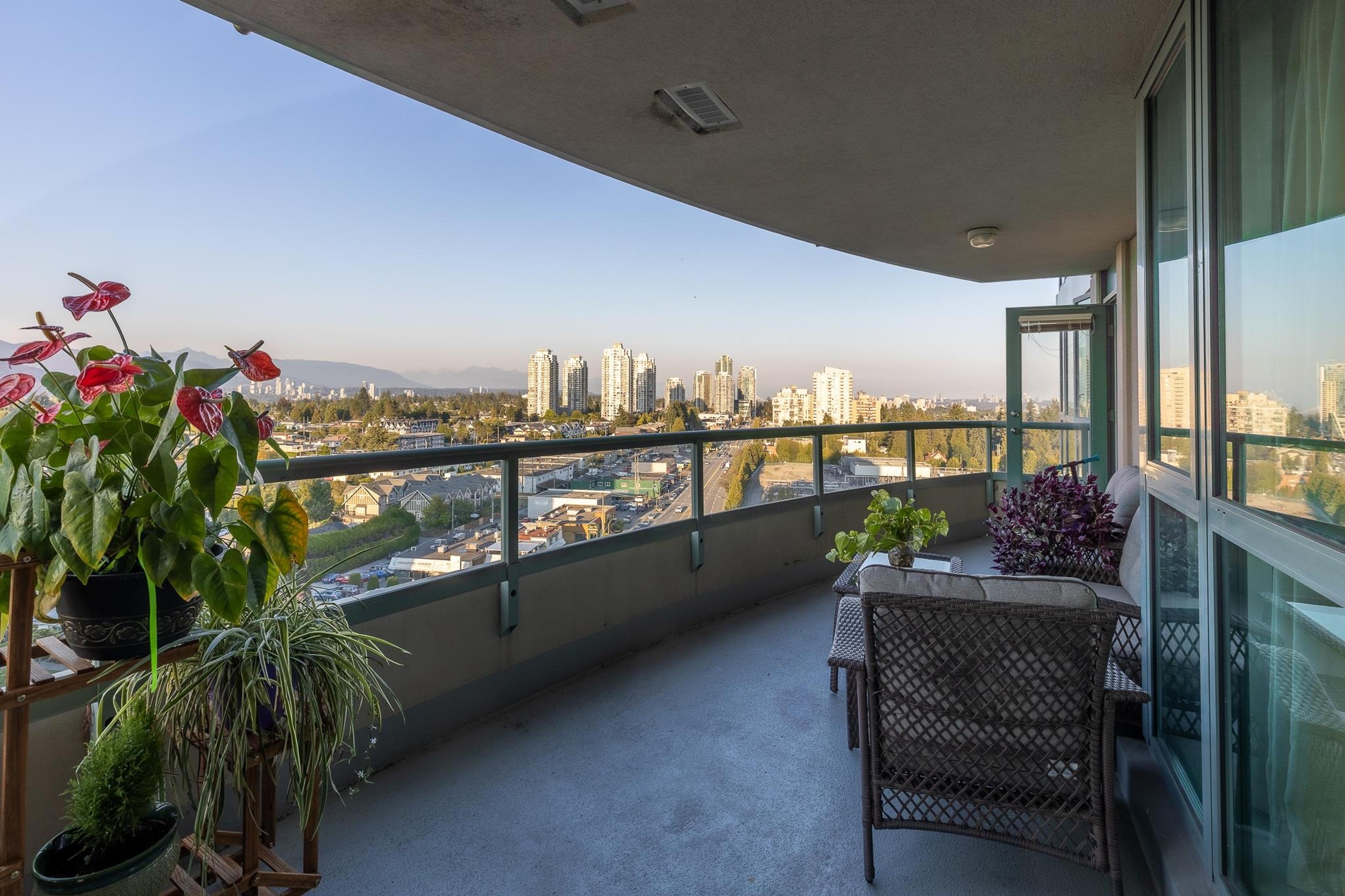 #1401 6659 SOUTHOAKS CRESCENT - 20