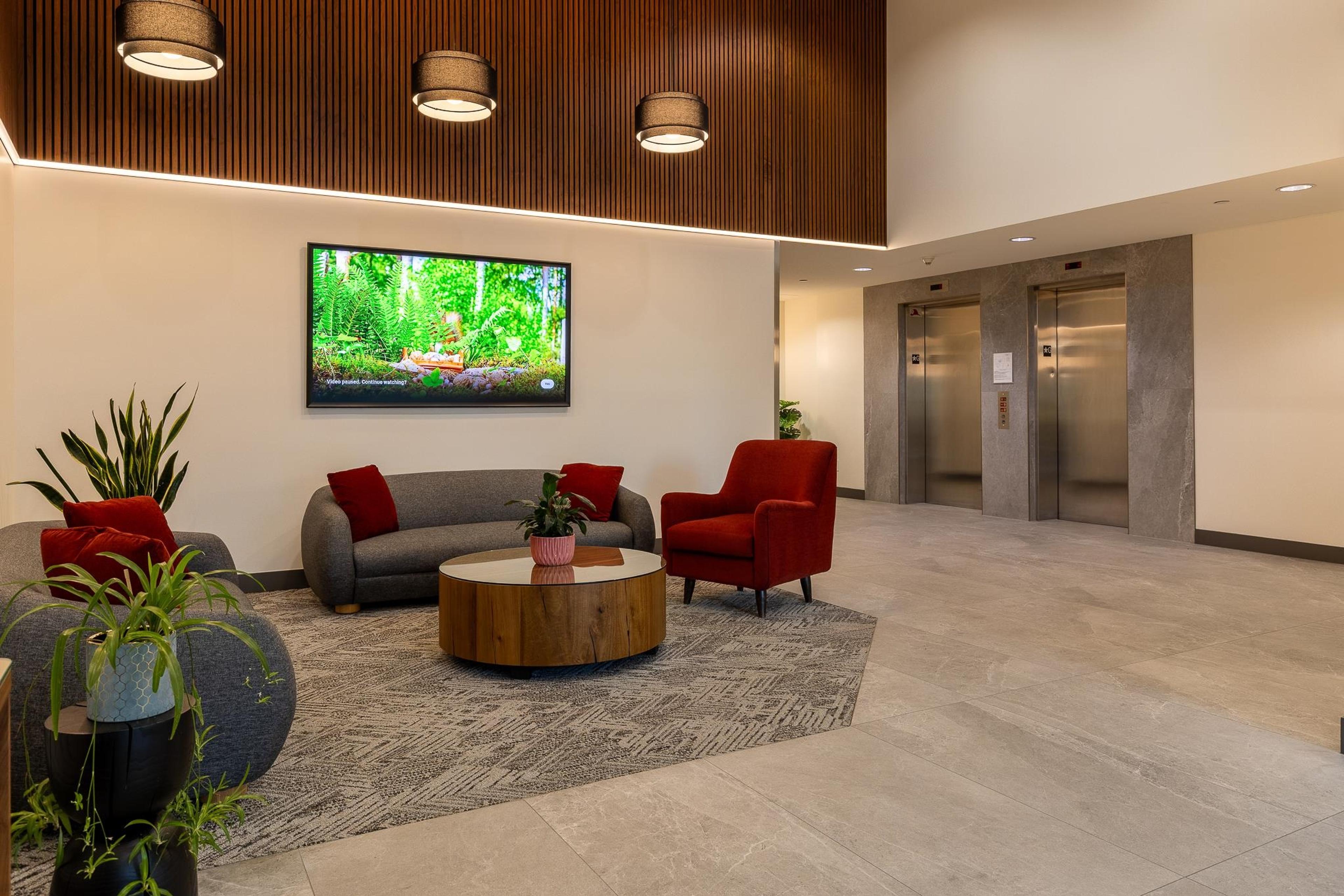 #1401 6659 SOUTHOAKS CRESCENT - 24