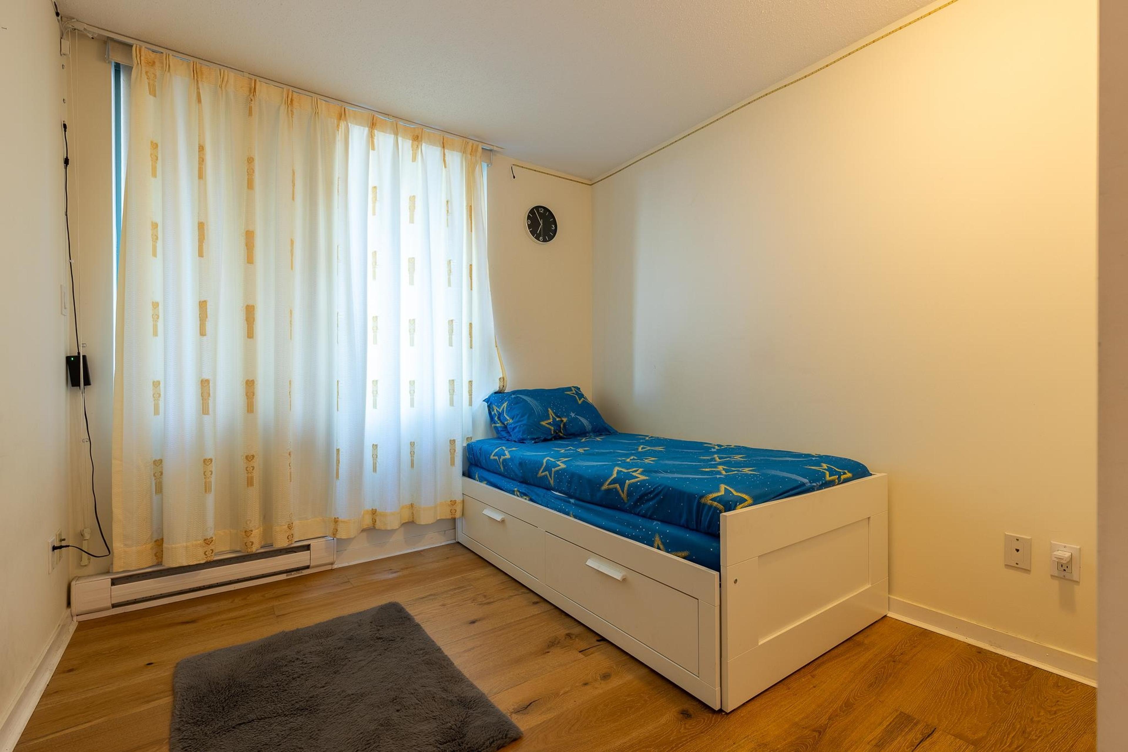 #1401 6659 SOUTHOAKS CRESCENT - 18