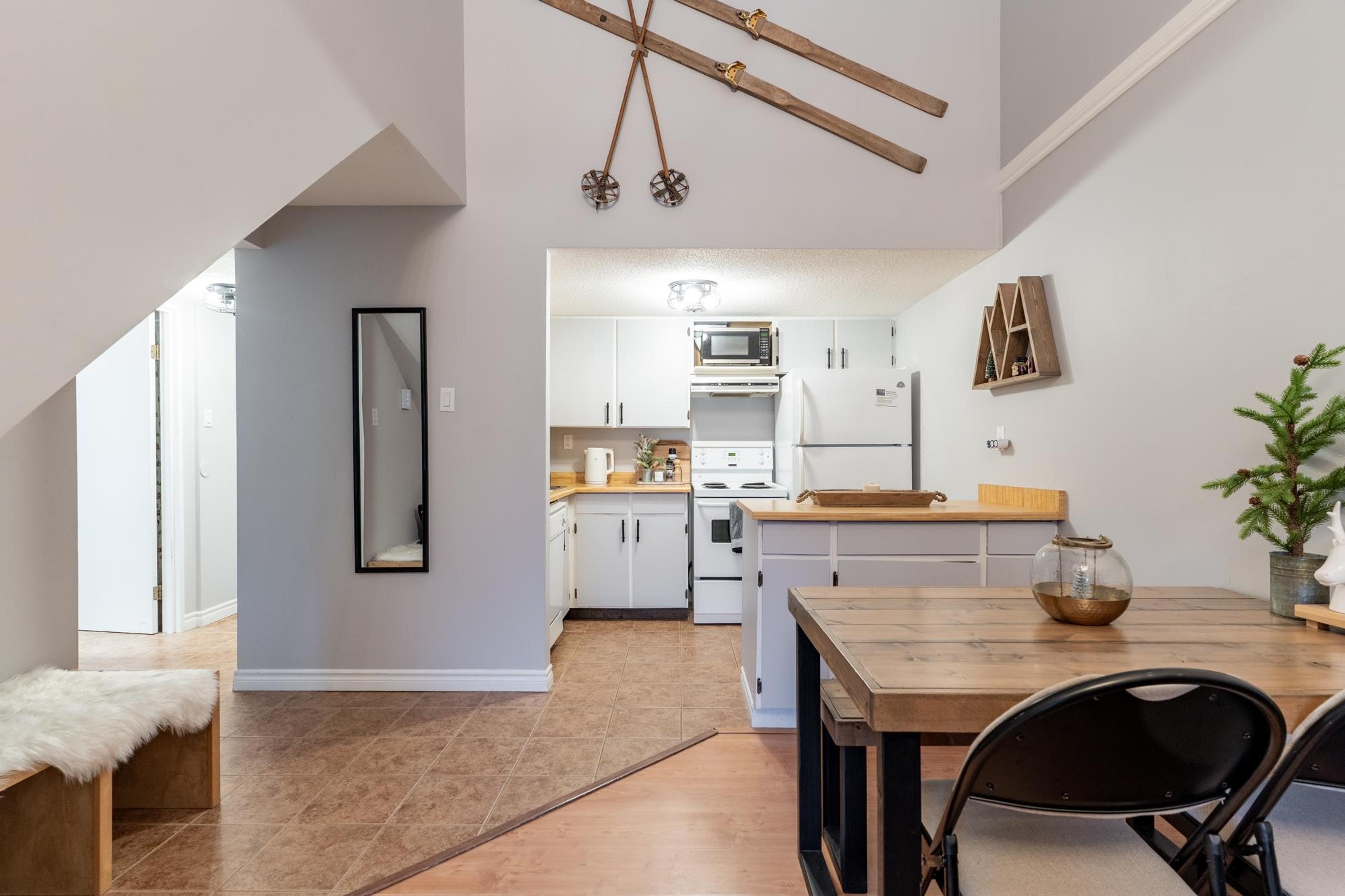 #203B 21000 ENZIAN WAY - 6